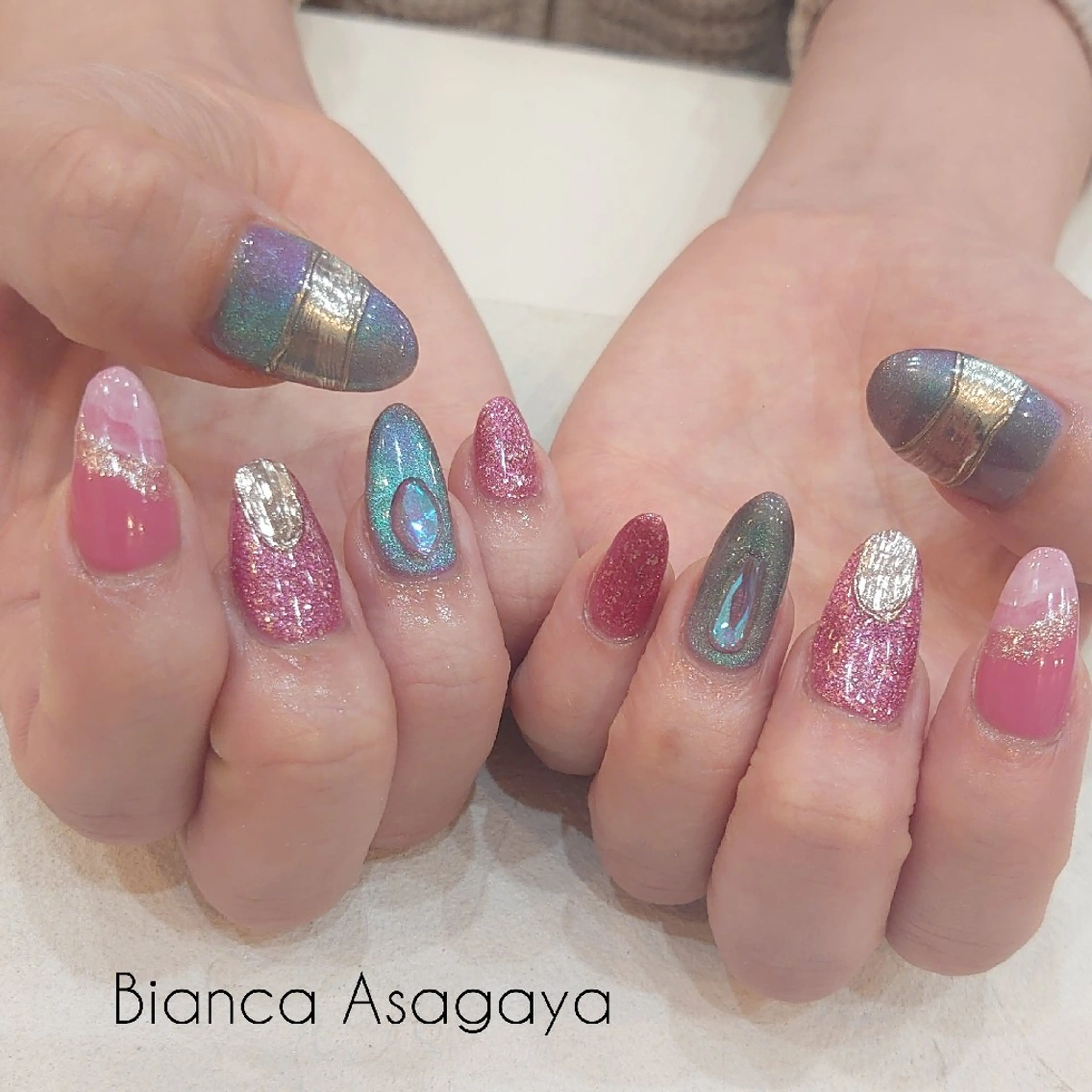 ネイル ジェルネイル 持ち込み ニュアンスネイル パラジェル ハンドネイル Bianca TANAKAのネイルデザイン