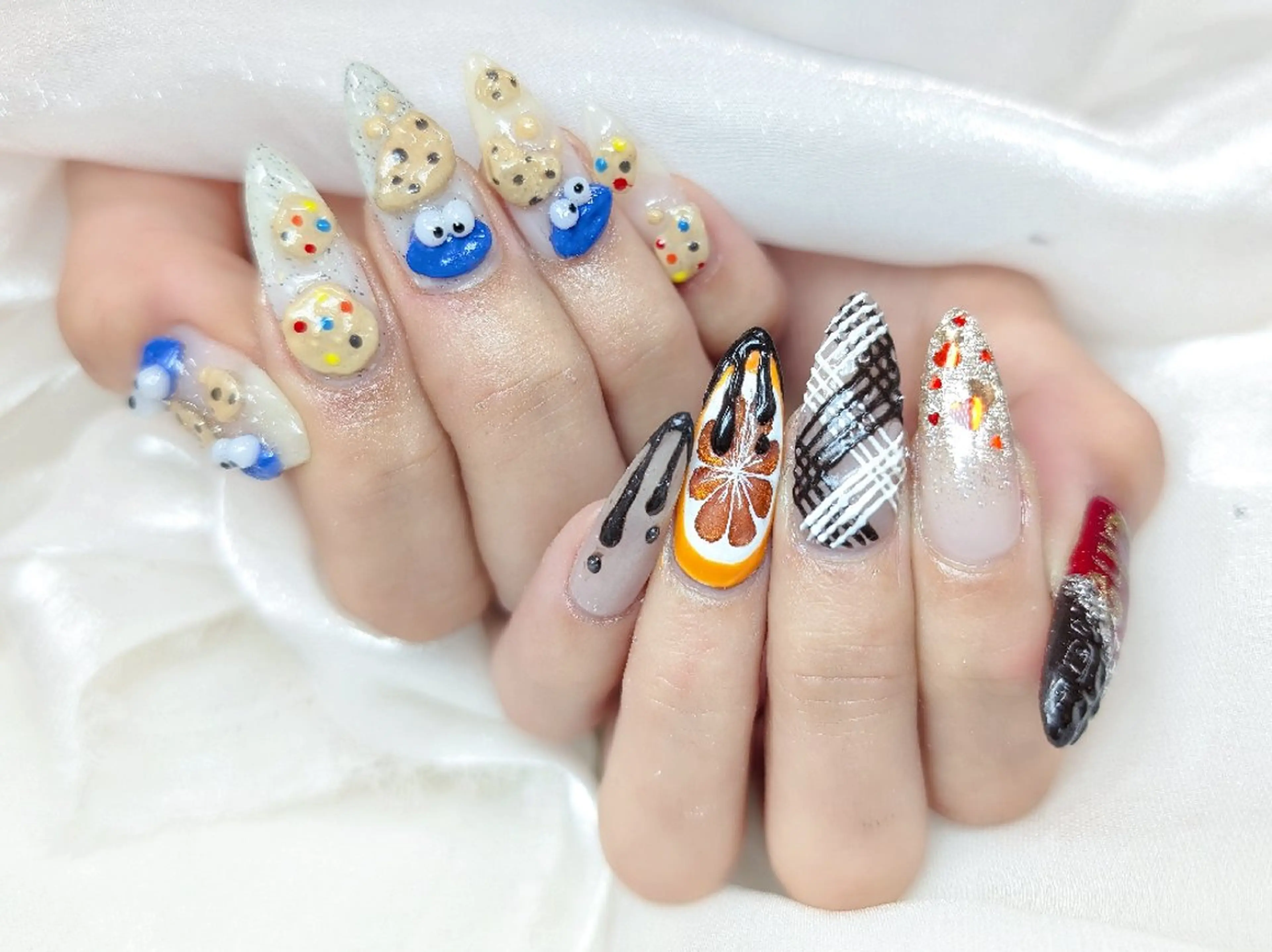 ネイル 長さ出し フラッシュネイル フレンチネイル ジェルネイル キラキラネイル Chouette Nailのネイルデザイン