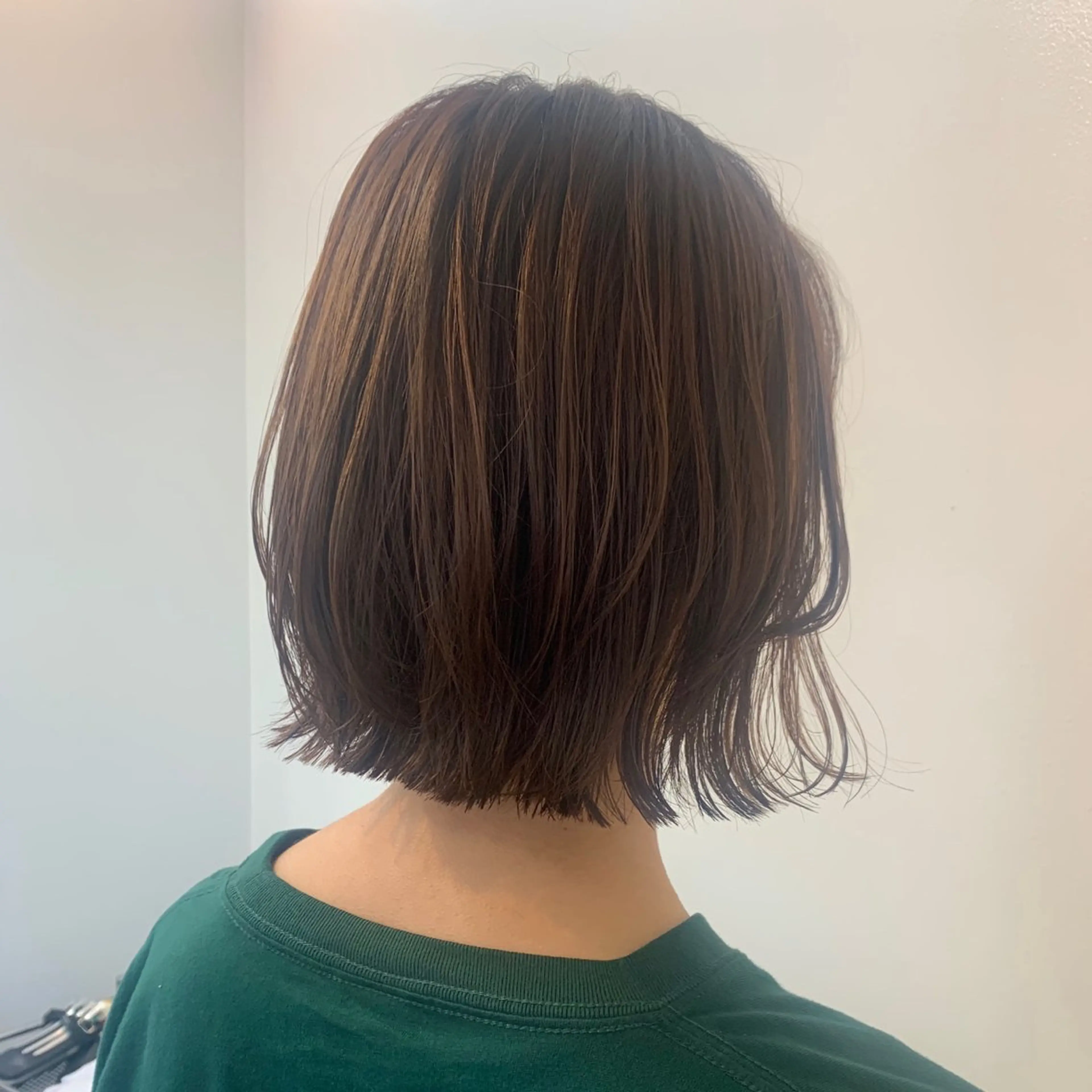 ショート ボブ 顔周りカット レイヤーカット 末次 史奈のヘアスタイル