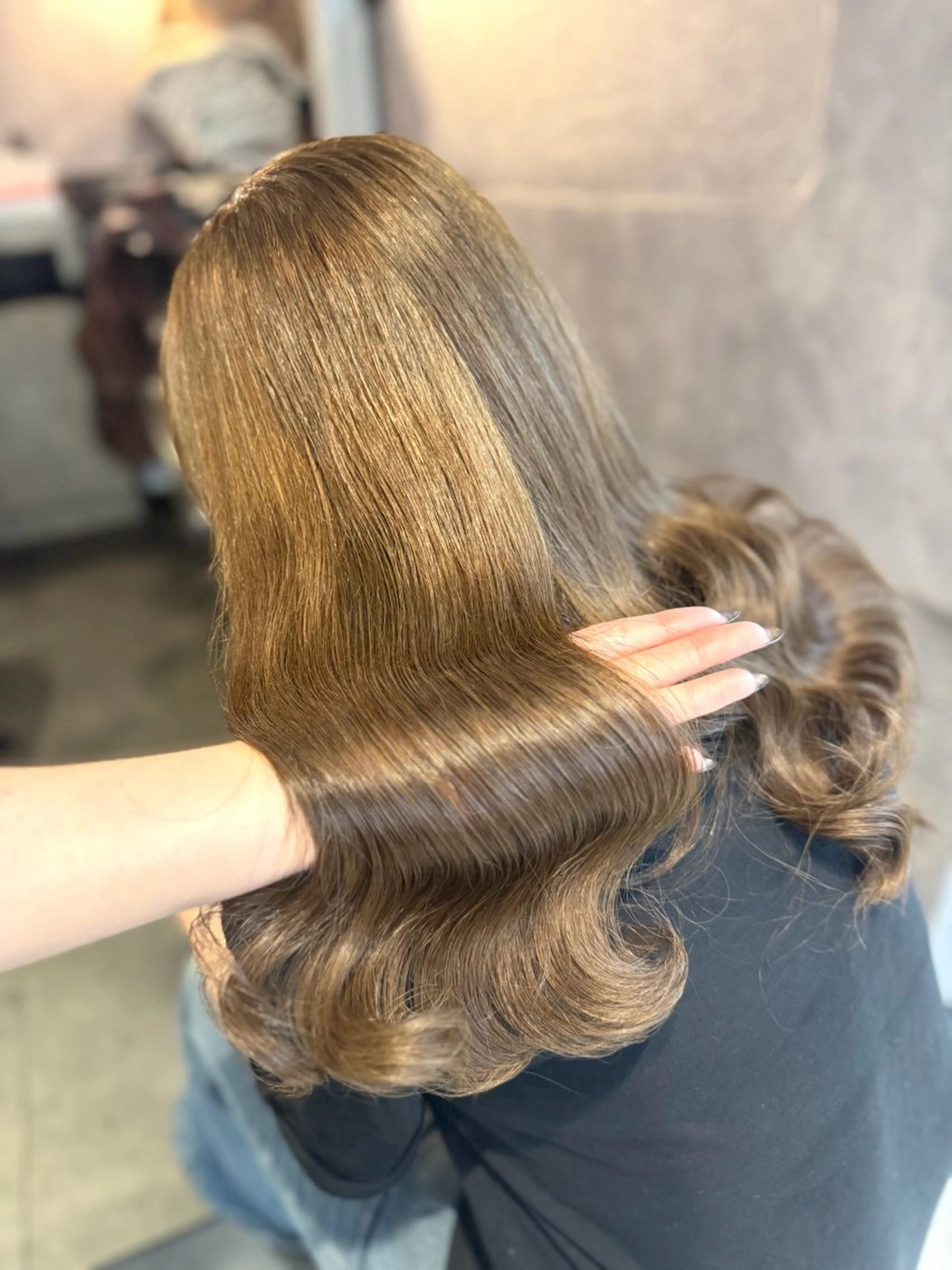 ロング カラー カット ヘアカラー 🩶鈴木茉奈🩶艶髪 /透明感/暖色カラーのヘアスタイル