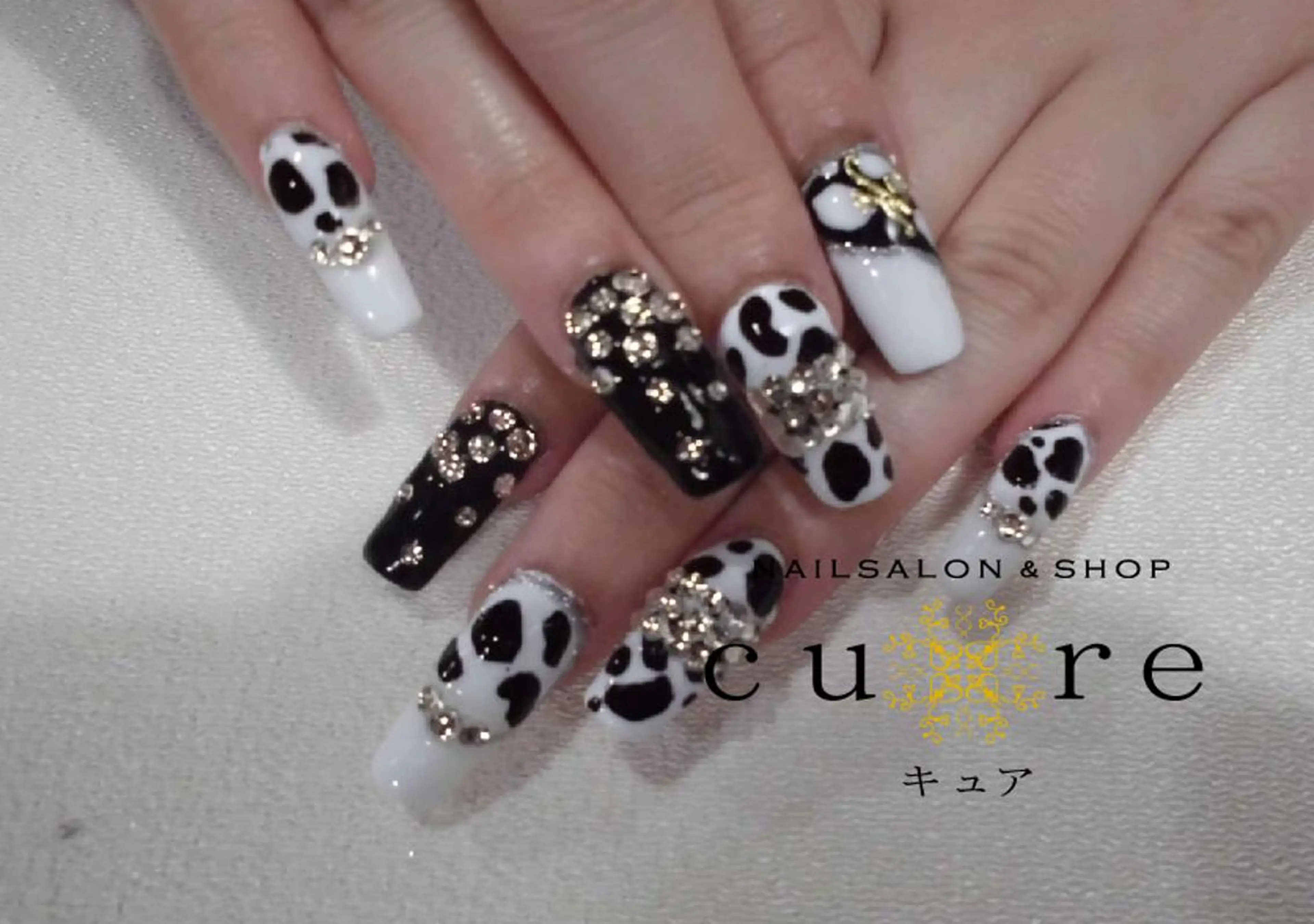 ロング ネイル ネイルサロン Cureのネイルデザイン