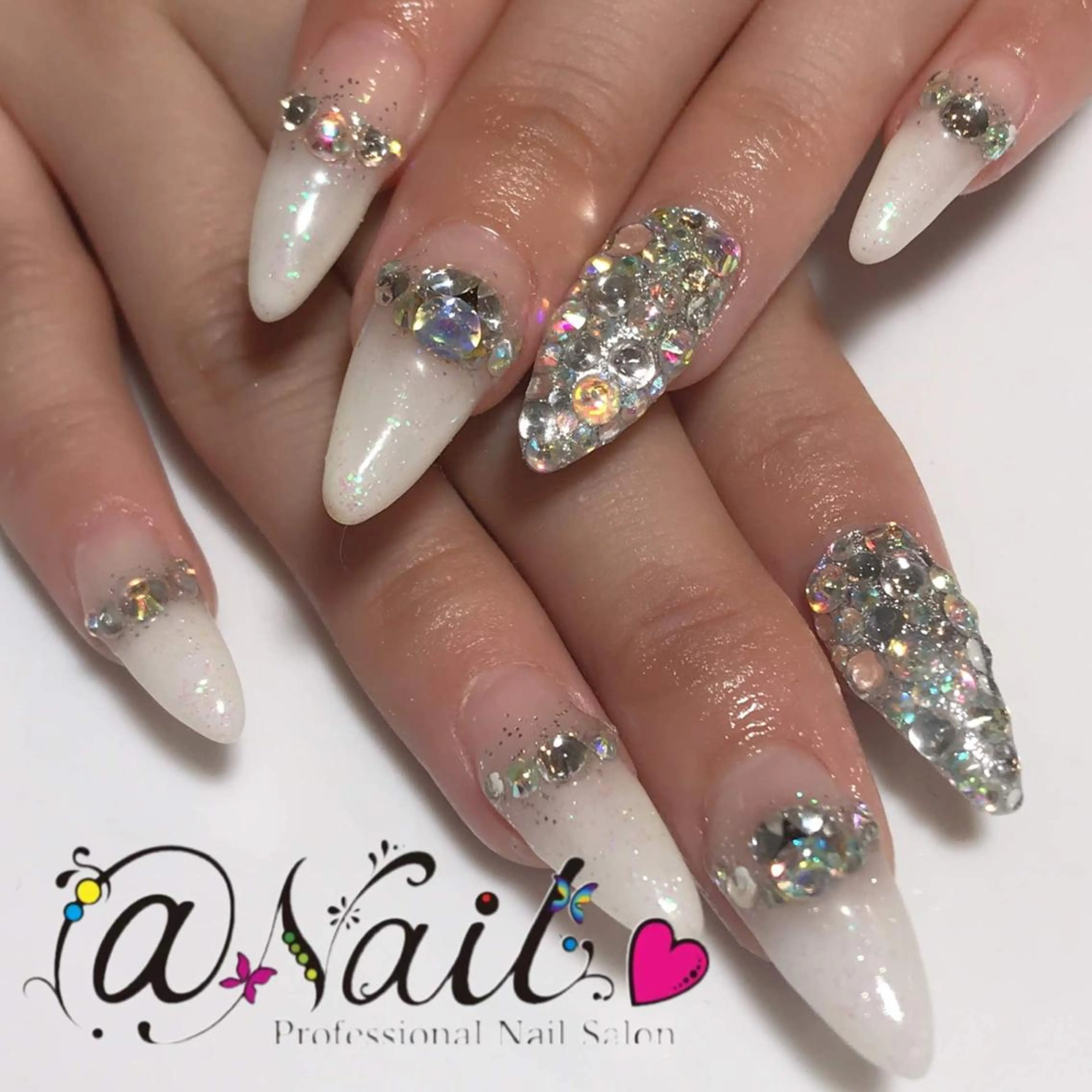 ネイル 小尾 栞のネイルデザイン