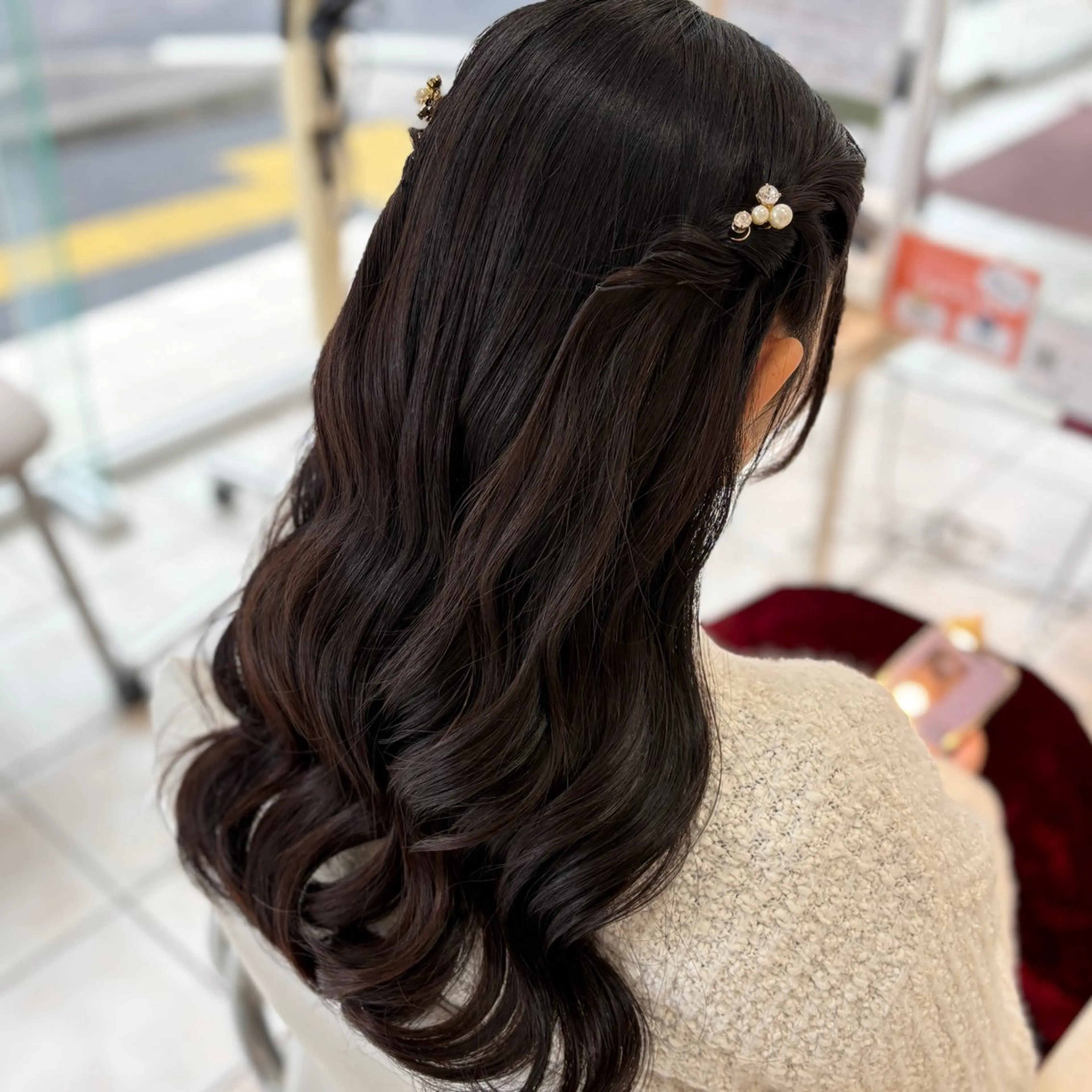 セミロング ヘアアレンジ ヘアセット ブリーチ/ヘアセット 【𝙍𝙞𝙣𝙤】のヘアスタイル