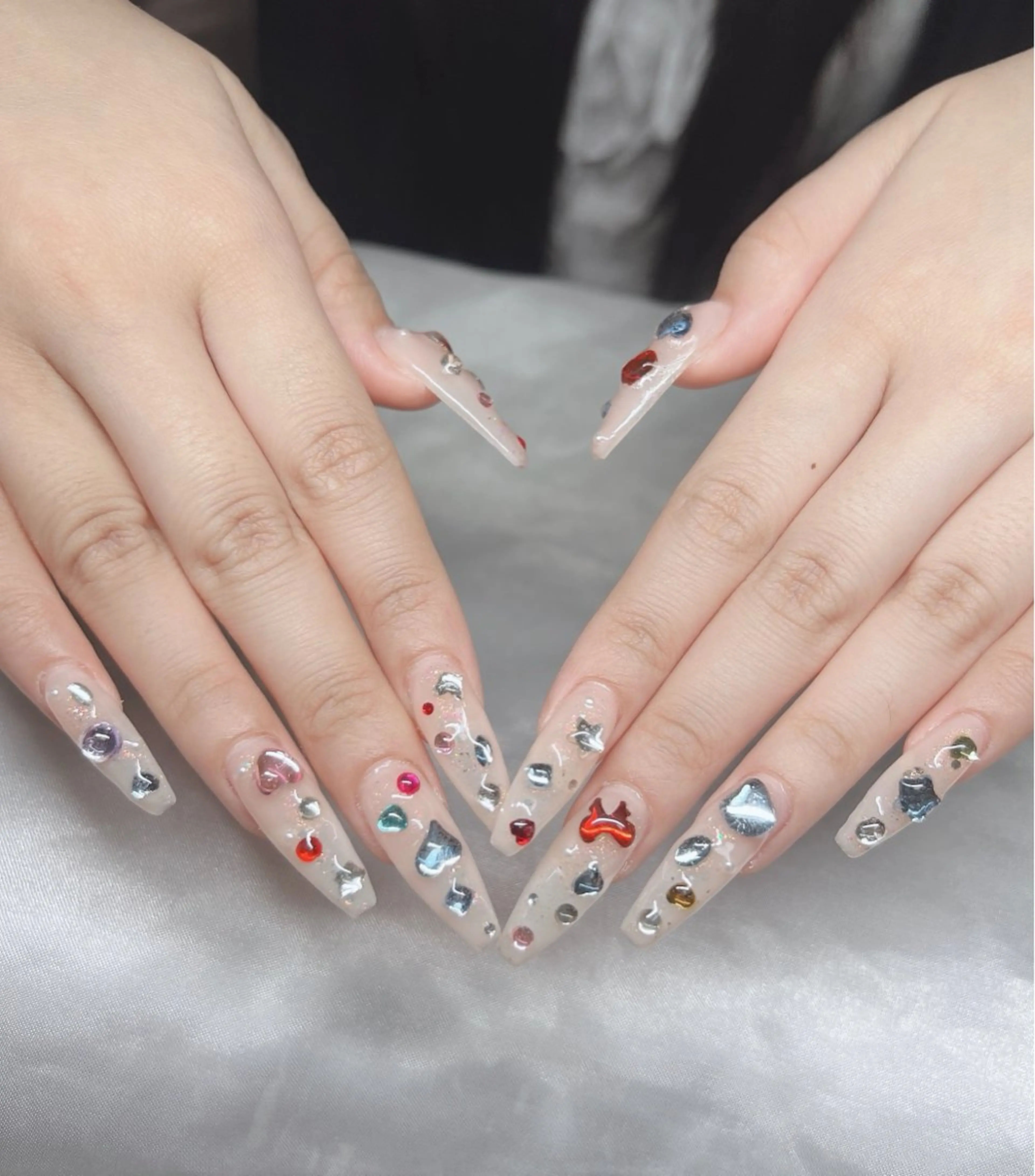 ネイル 長さ出し グラデーション キラキラネイル マグネットネイル ニュアンスネイル ハンドネイル Lee Nails チップ長さだし専門店のネイルデザイン