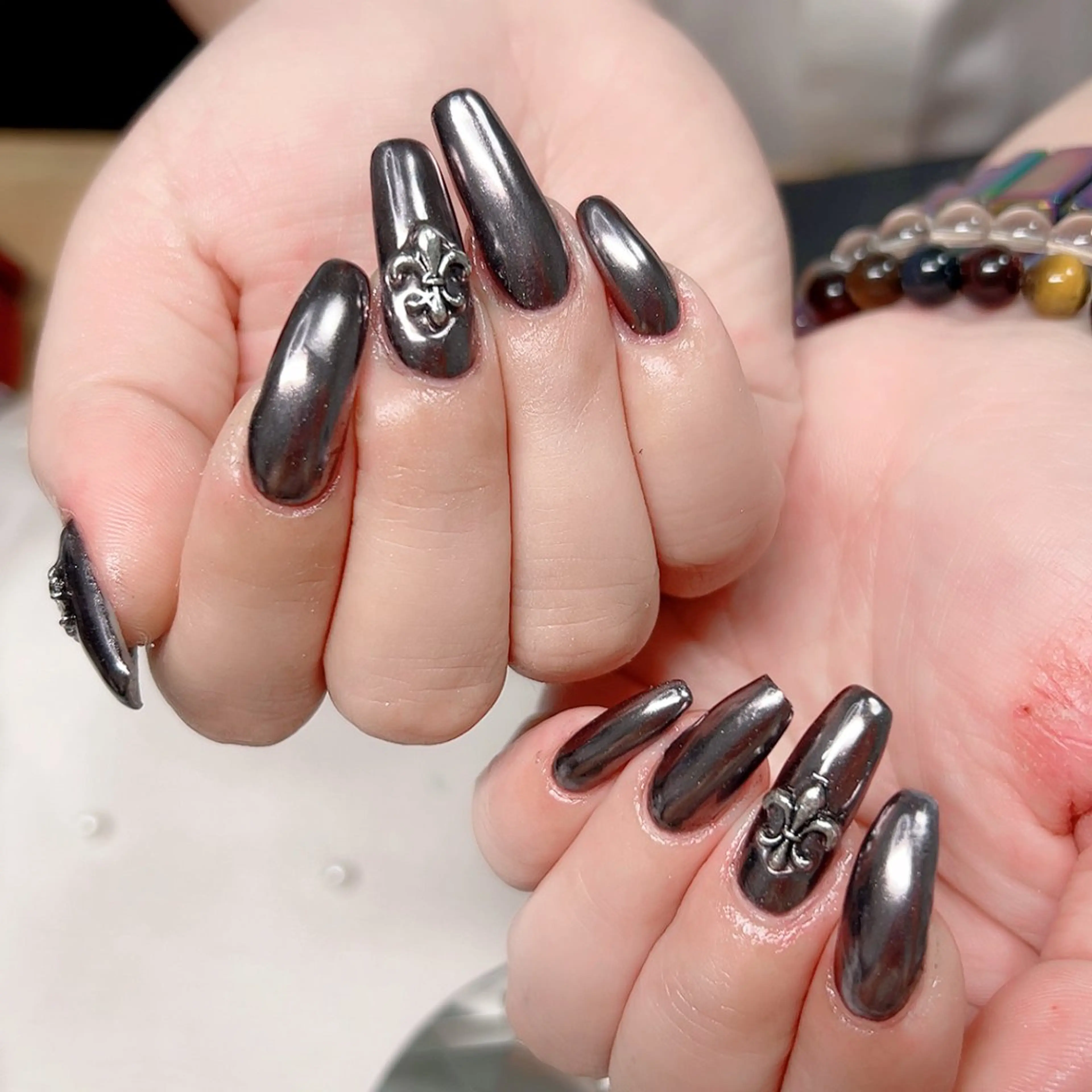 ネイル マグネットネイル ミラーネイル Cute Tips nailのネイルデザイン