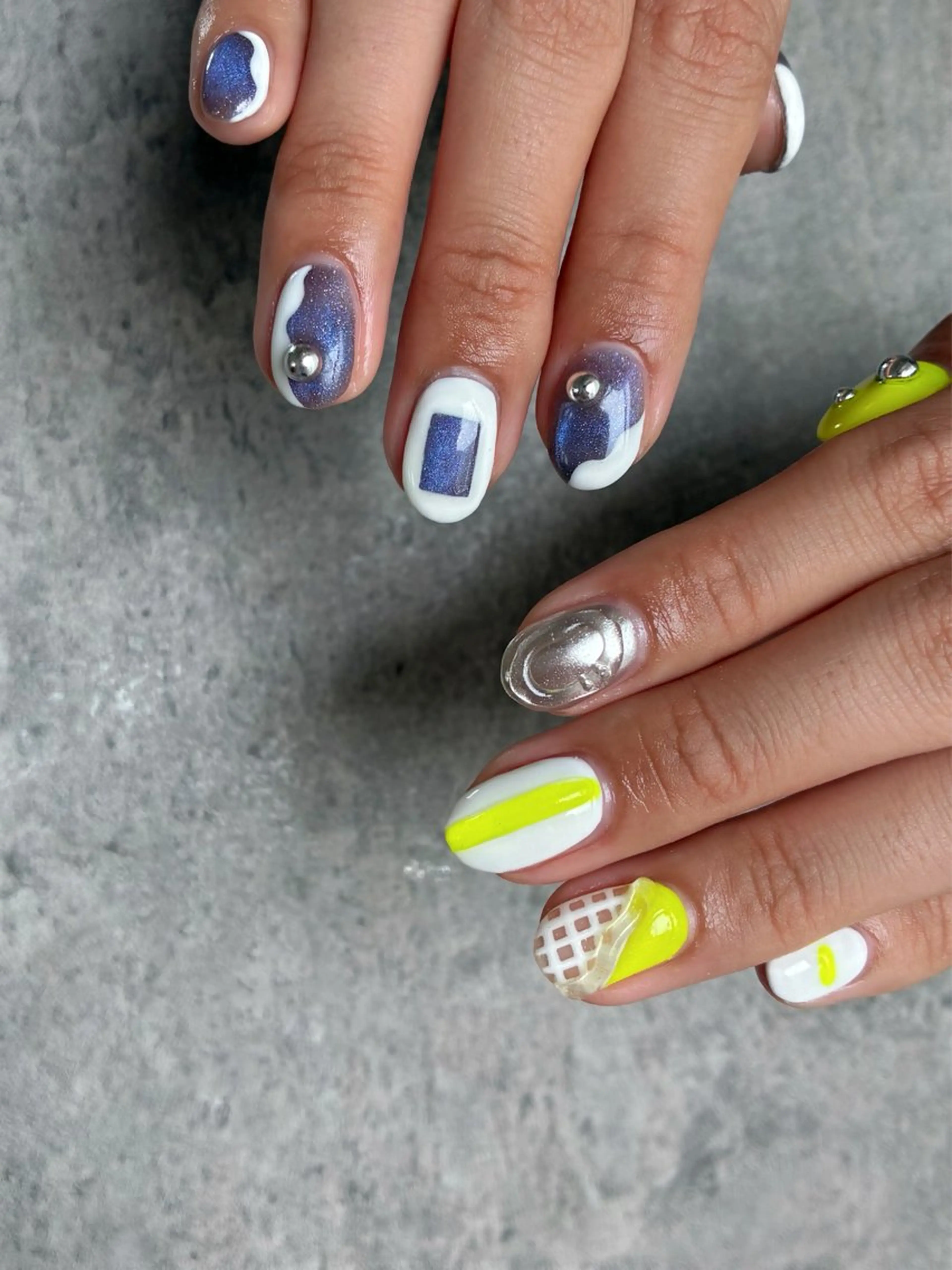 ネイル shiki_nail 🪐のネイルデザイン