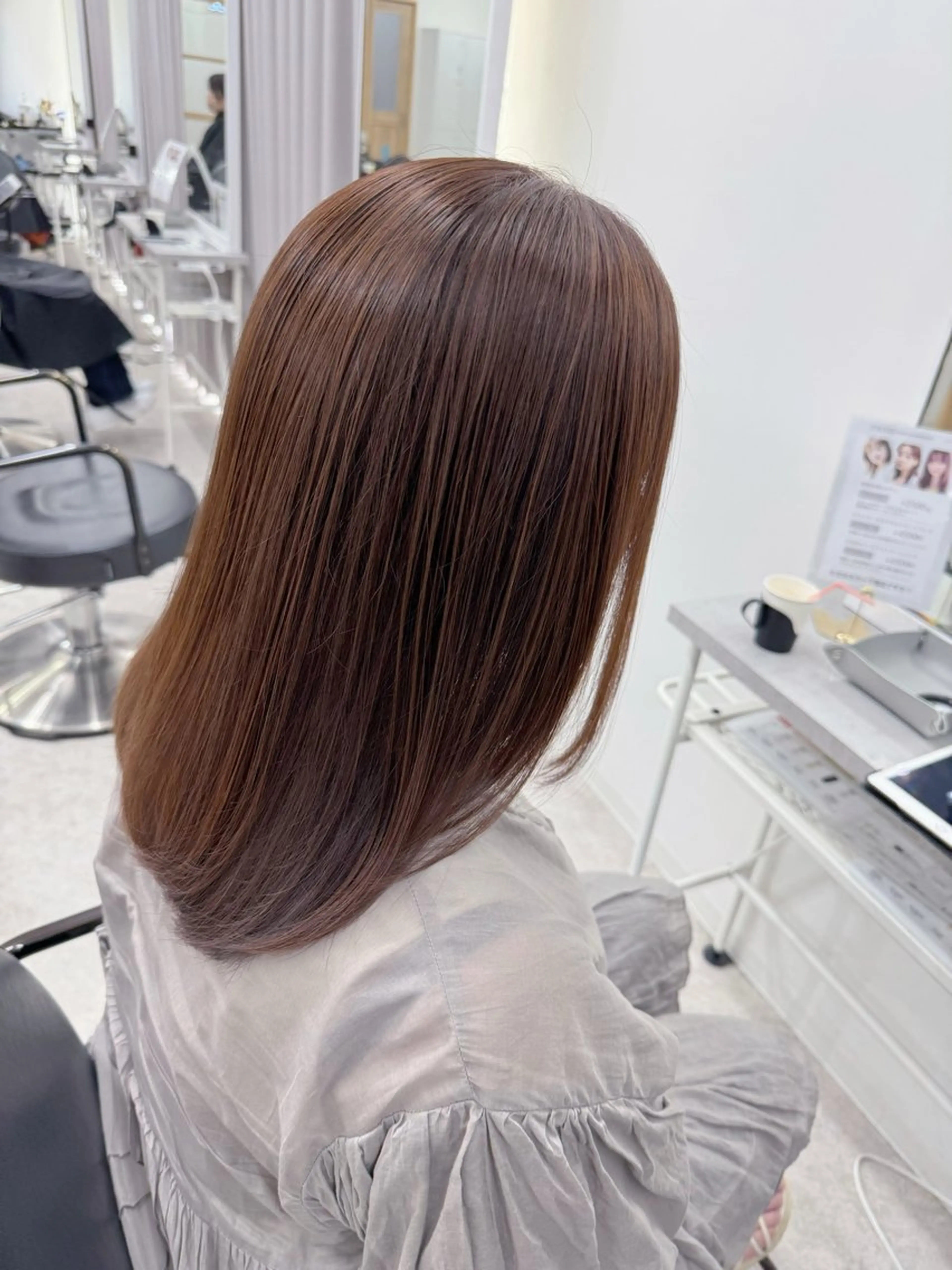 セミロング カラー ブリーチ ダブルカラー ブリーチなしカラー 髪質改善 トリートメント fhami 店長 髪質改善　DAITOのヘアスタイル