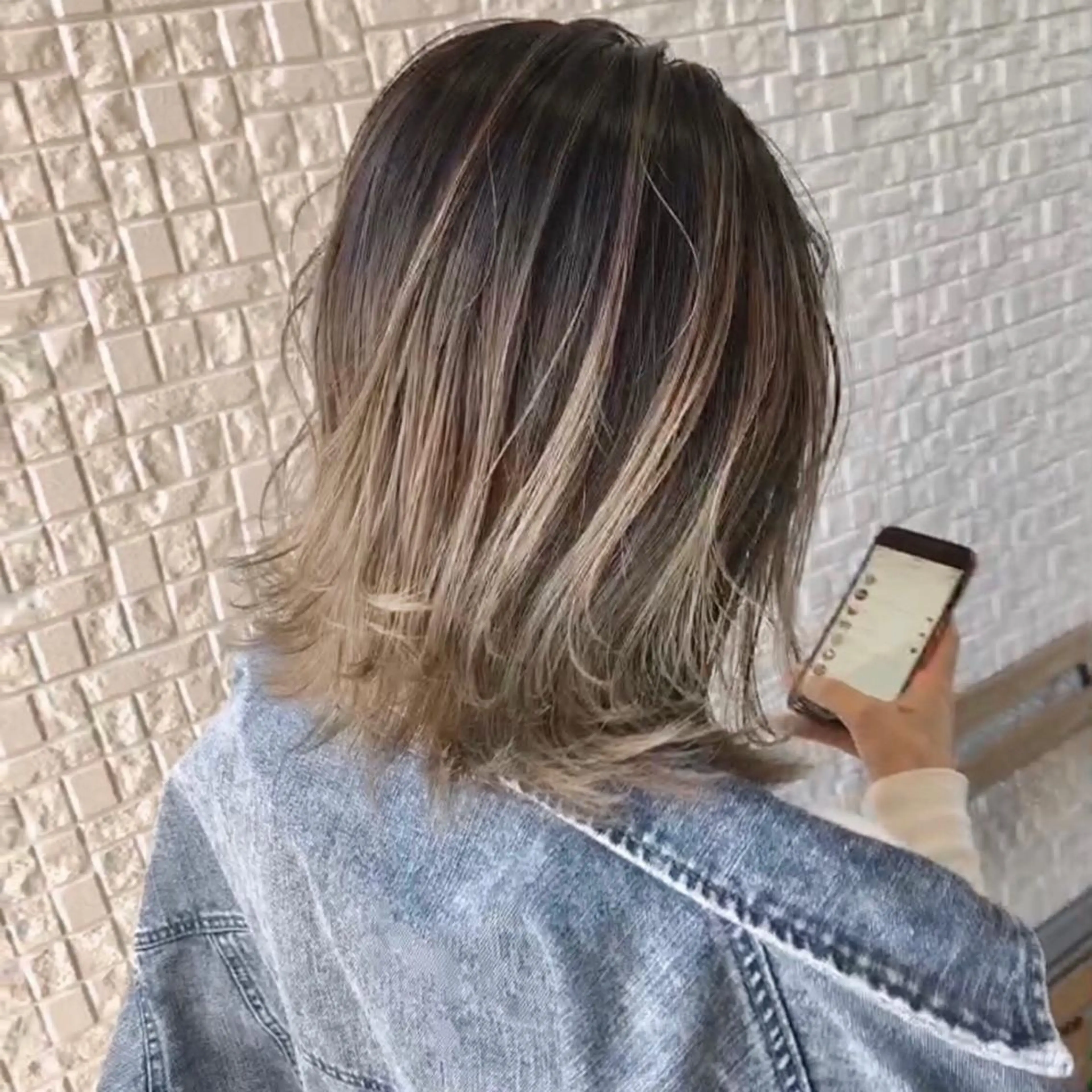 ミディアム カラー カット ヘアカラー トリートメント ヘアセット 圧倒的なクォリティ✨ waku 岡崎店のヘアスタイル