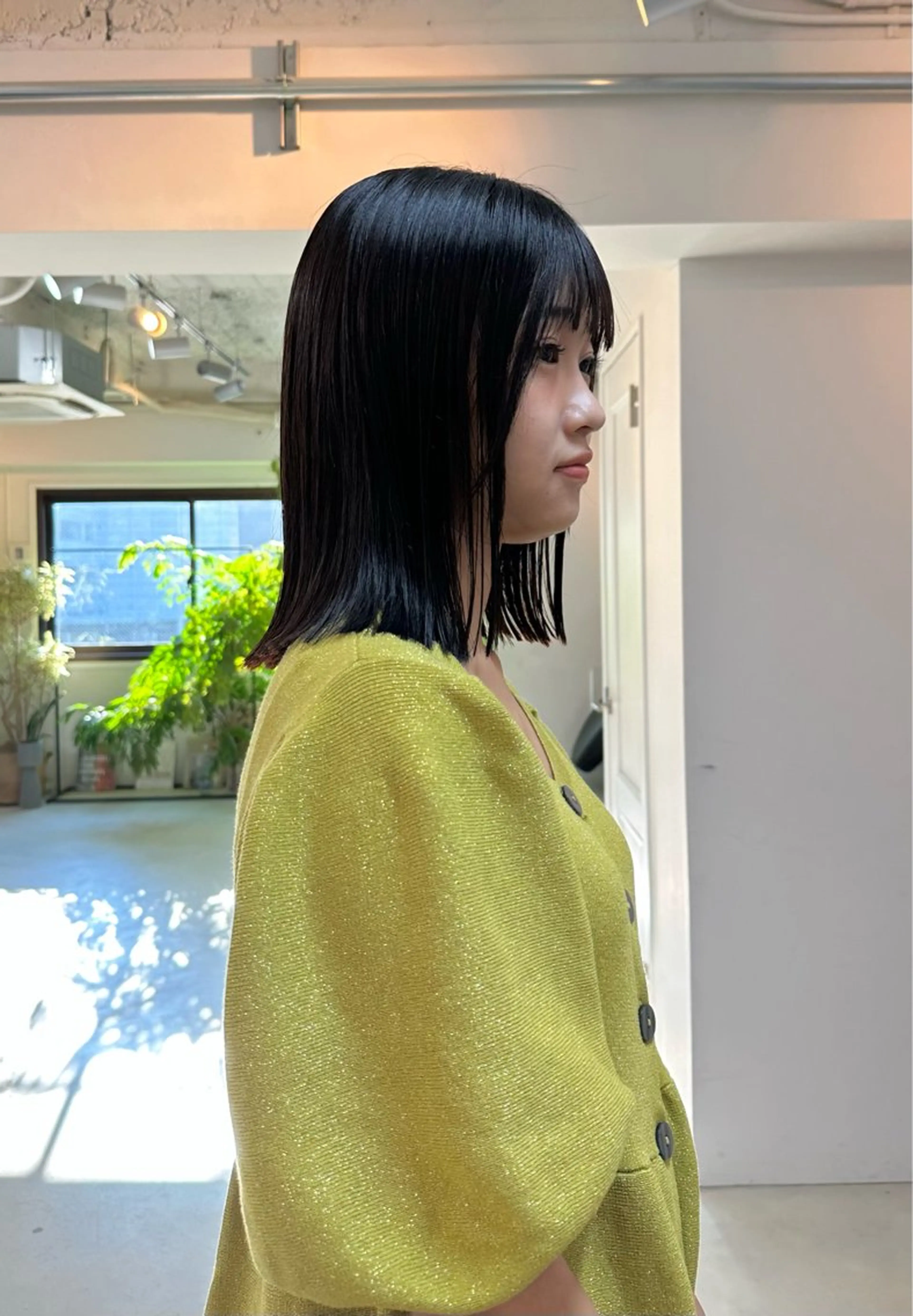 ミディアム ボブ 外ハネヘア カット 竹中 彩音のヘアスタイル