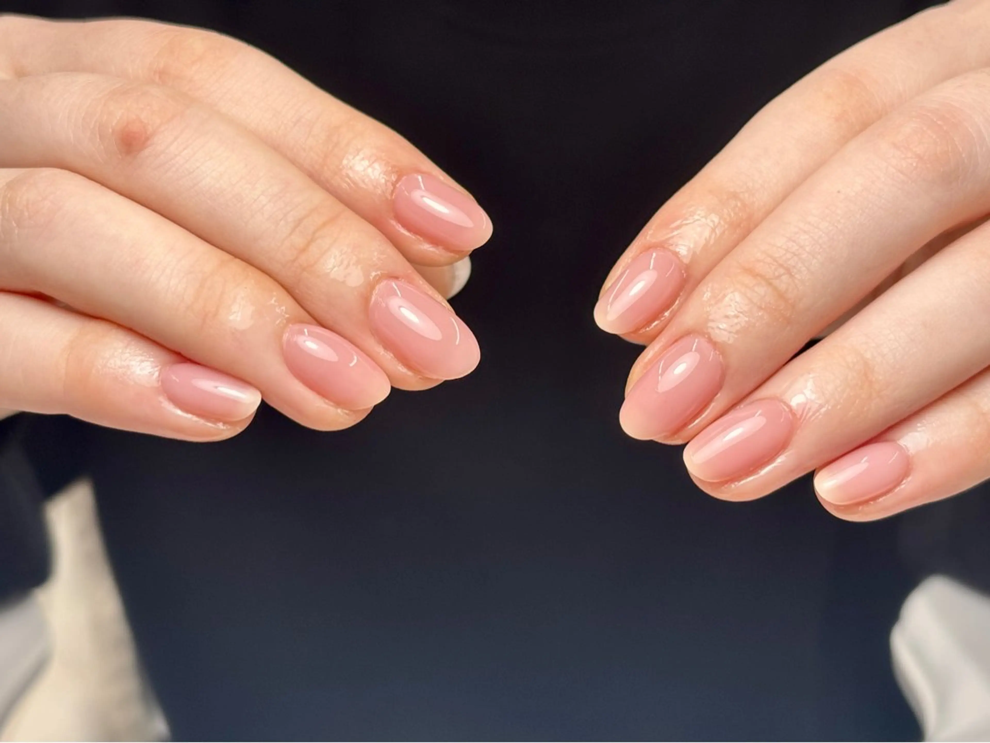 ショート ハンドネイル トゥー フエンのネイルデザイン