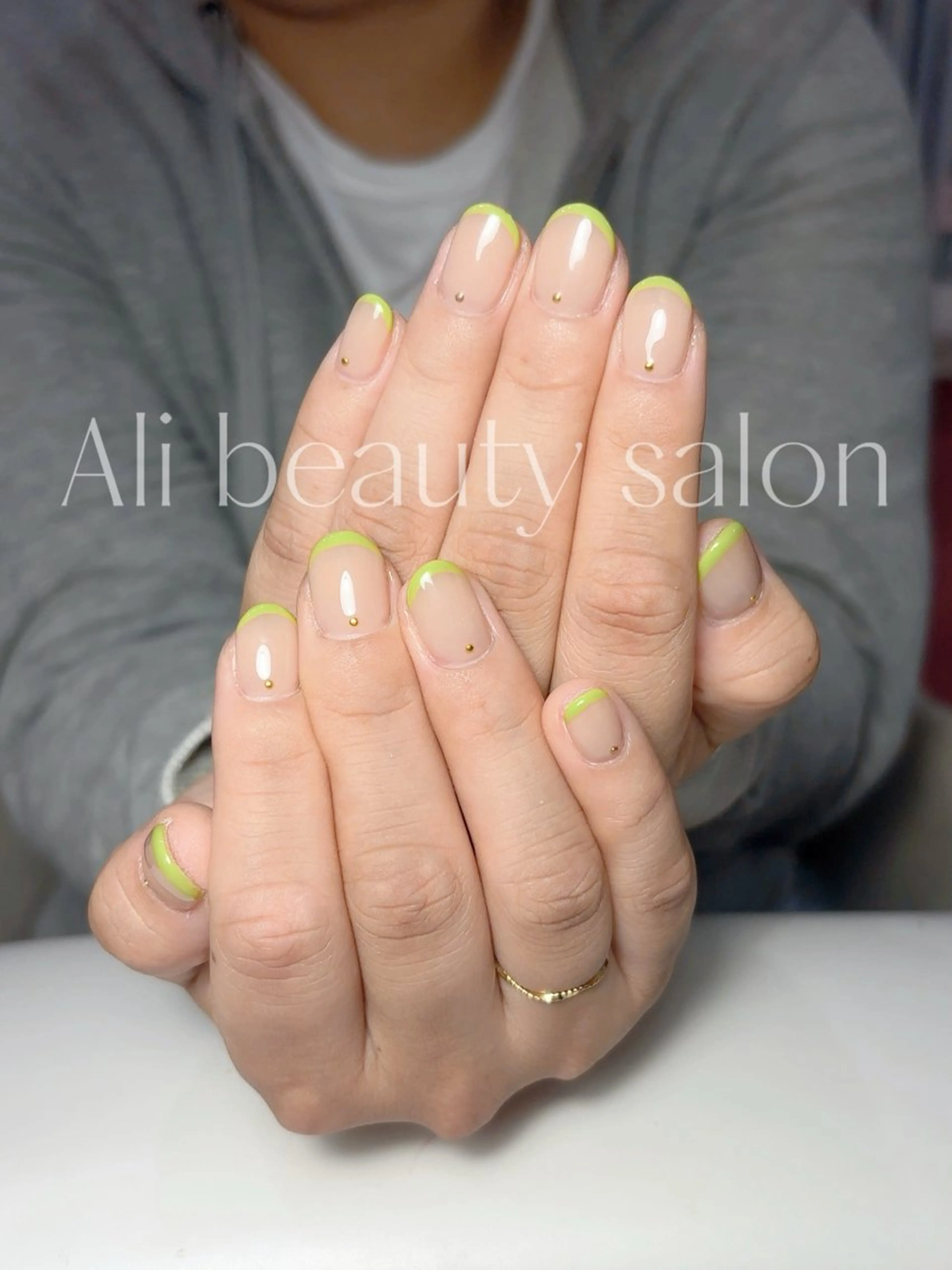 ネイル フレンチネイル ハンドネイル Ali 新小岩 ネイル専門のネイルデザイン