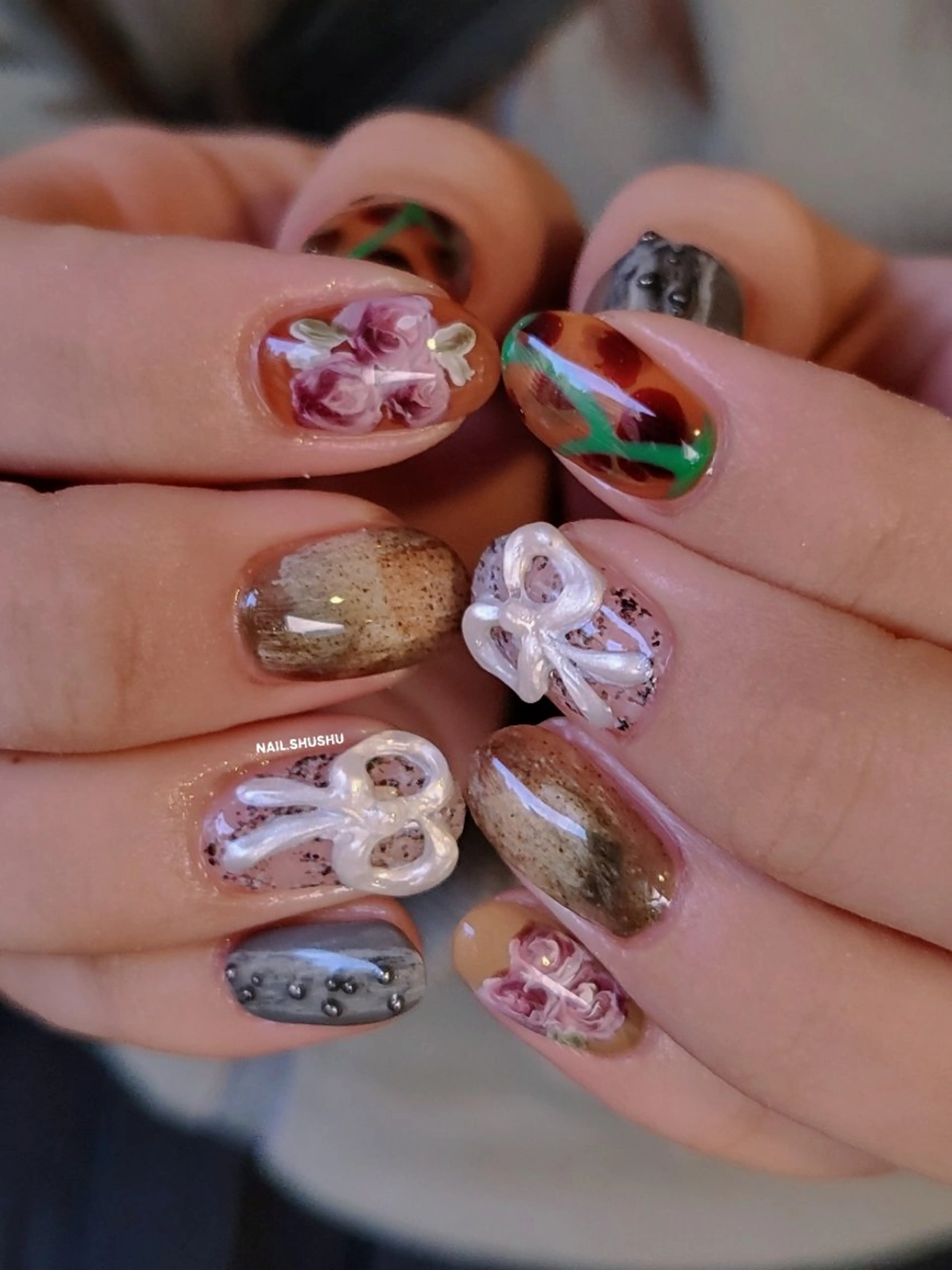 ネイル ハンドネイル 3dパーツ/流行り 👧shushu❤️のネイルデザイン