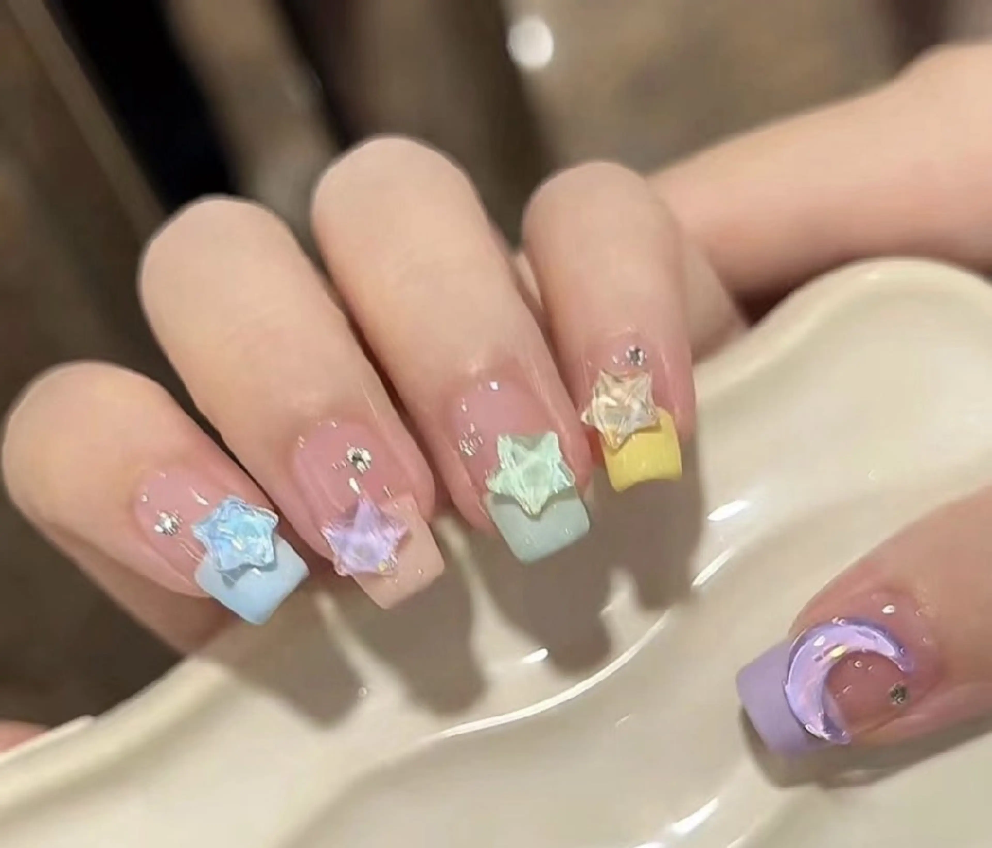 ネイル クリアネイル フラッシュネイル フットネイル フレンチネイル ジェルネイル ハンドネイル UM Nail Salonのネイルデザイン