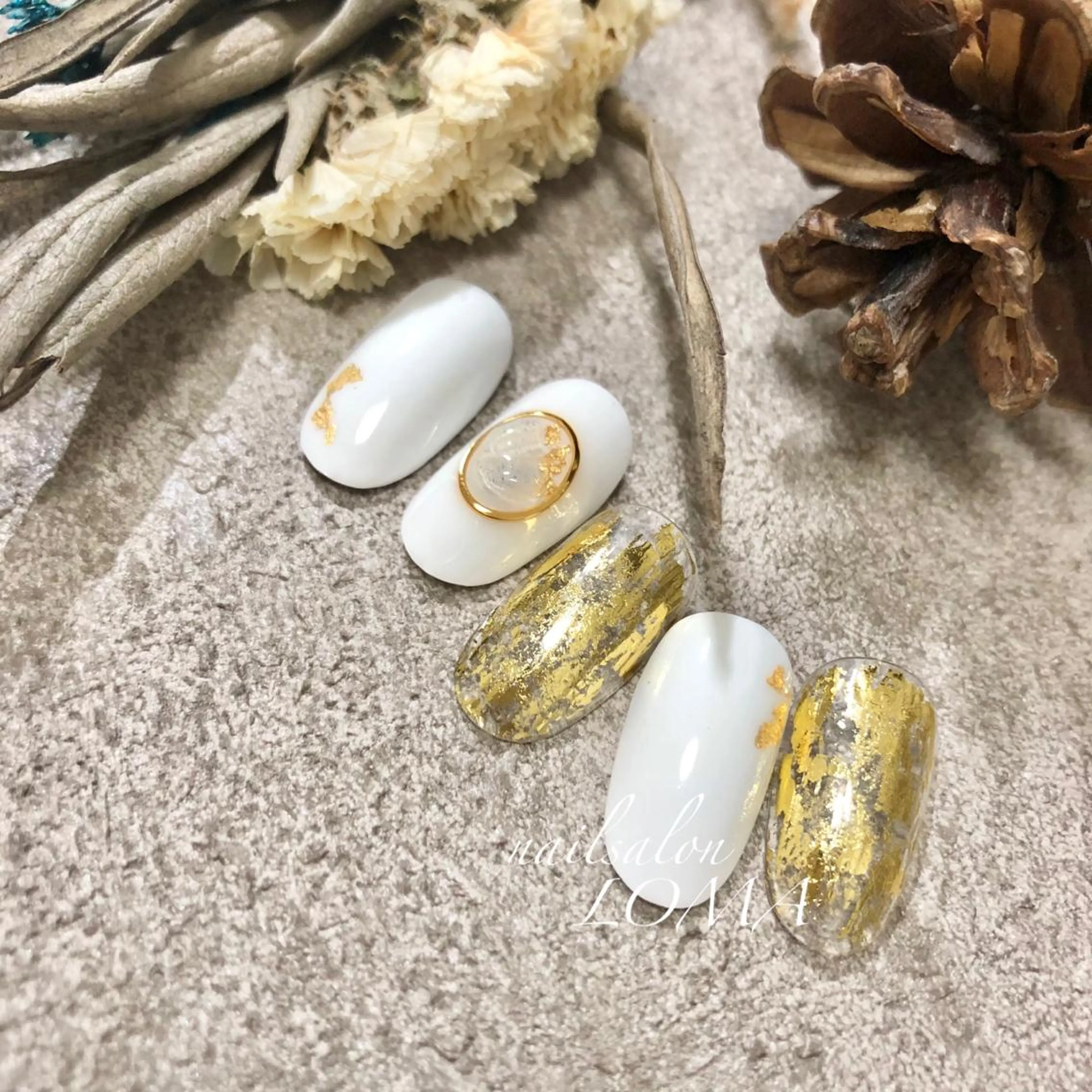 ネイル ホワイト m-nail所属・m-nail 🌙minamiのネイルデザイン