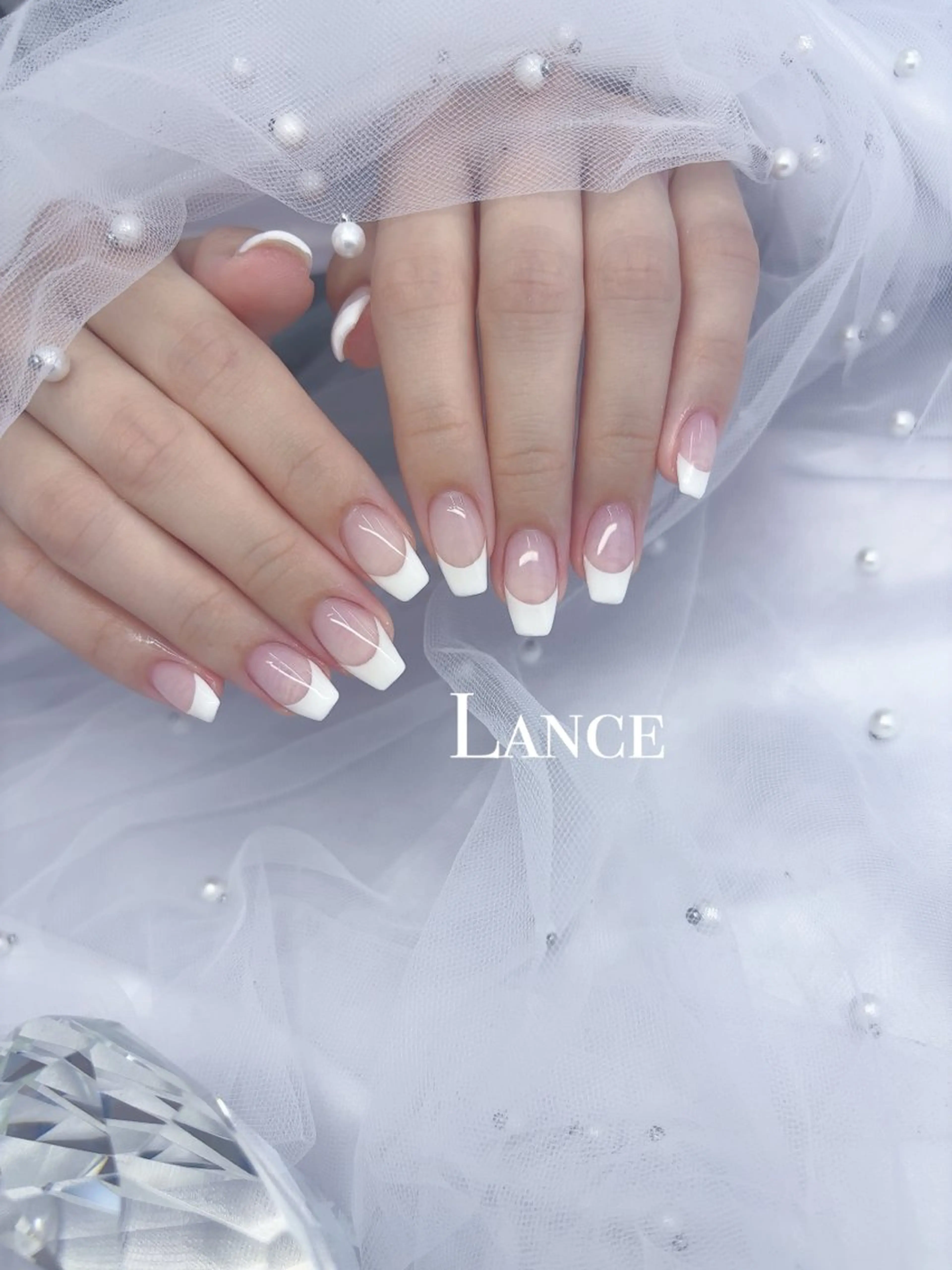 ネイル オーロラネイル ドット フットネイル 氷ネイル・うるうるネイル キラキラネイル ハンドネイル Lance nailのネイルデザイン