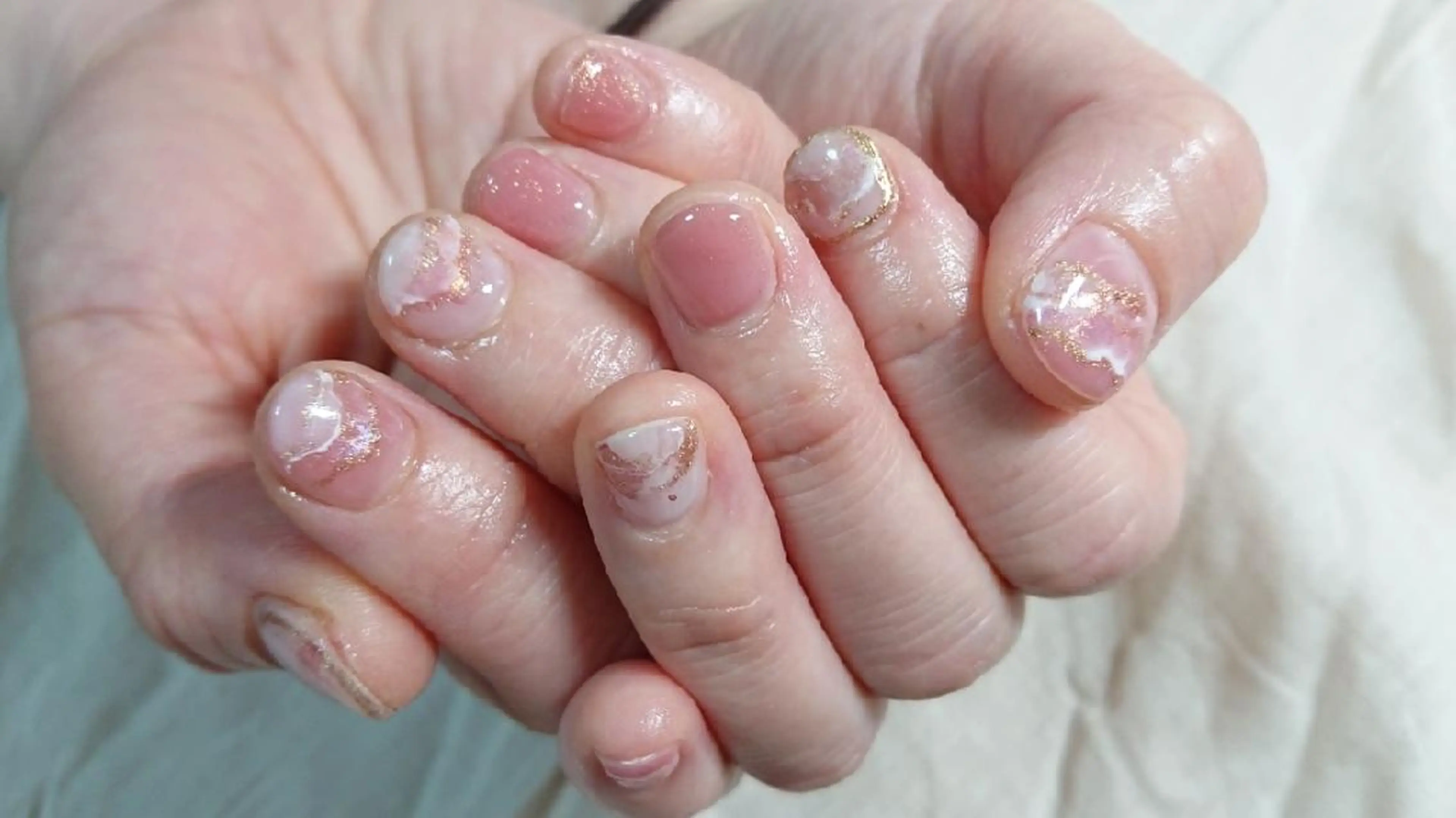 ネイル ニュアンスネイル shellnail さなえのネイルデザイン