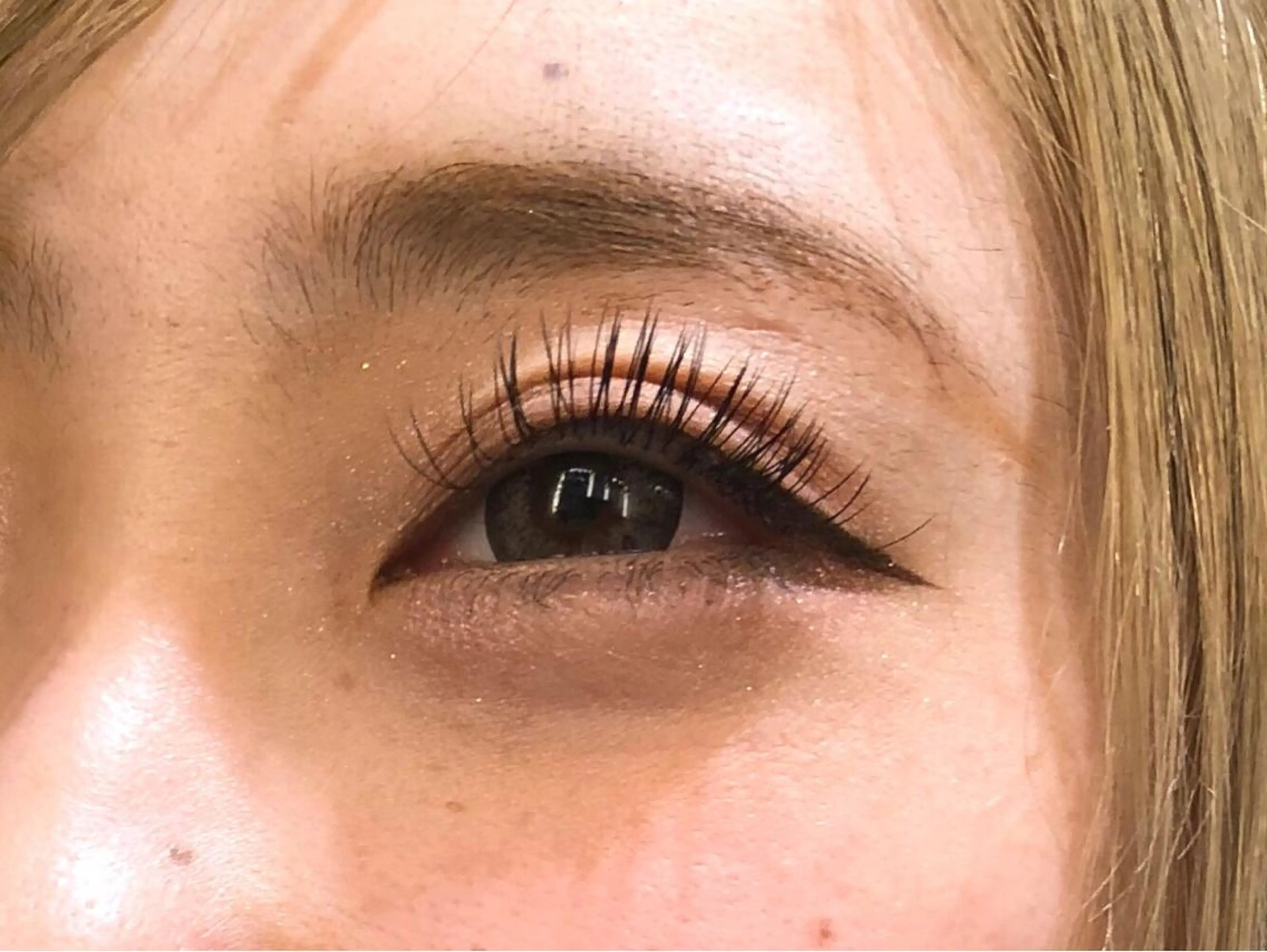 マツエク・マツパ 眉毛専門店brow art上野店　阿部の眉毛・アイブロウイメージ