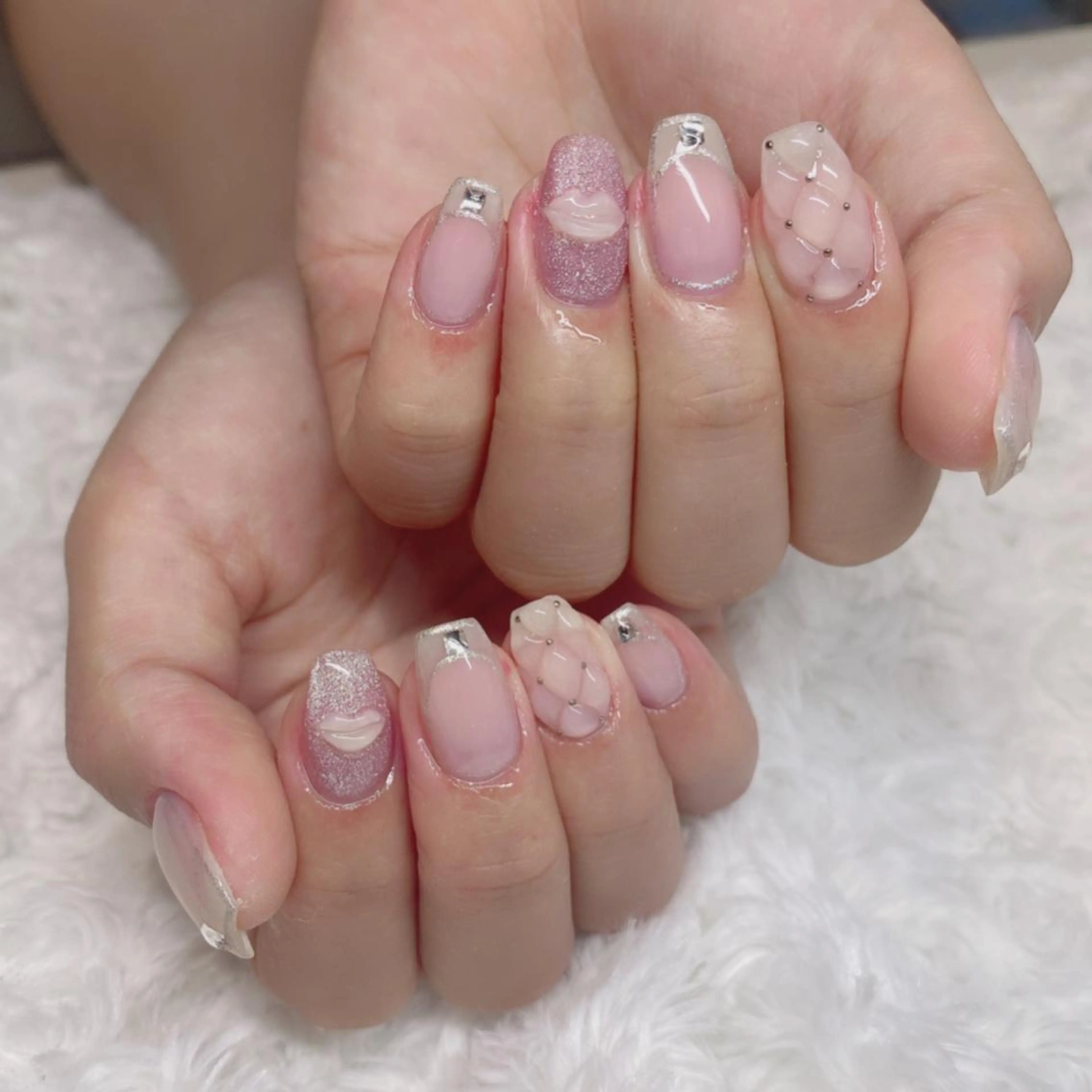 ネイル アートネイル momoka🤍 四ツ橋のネイルデザイン