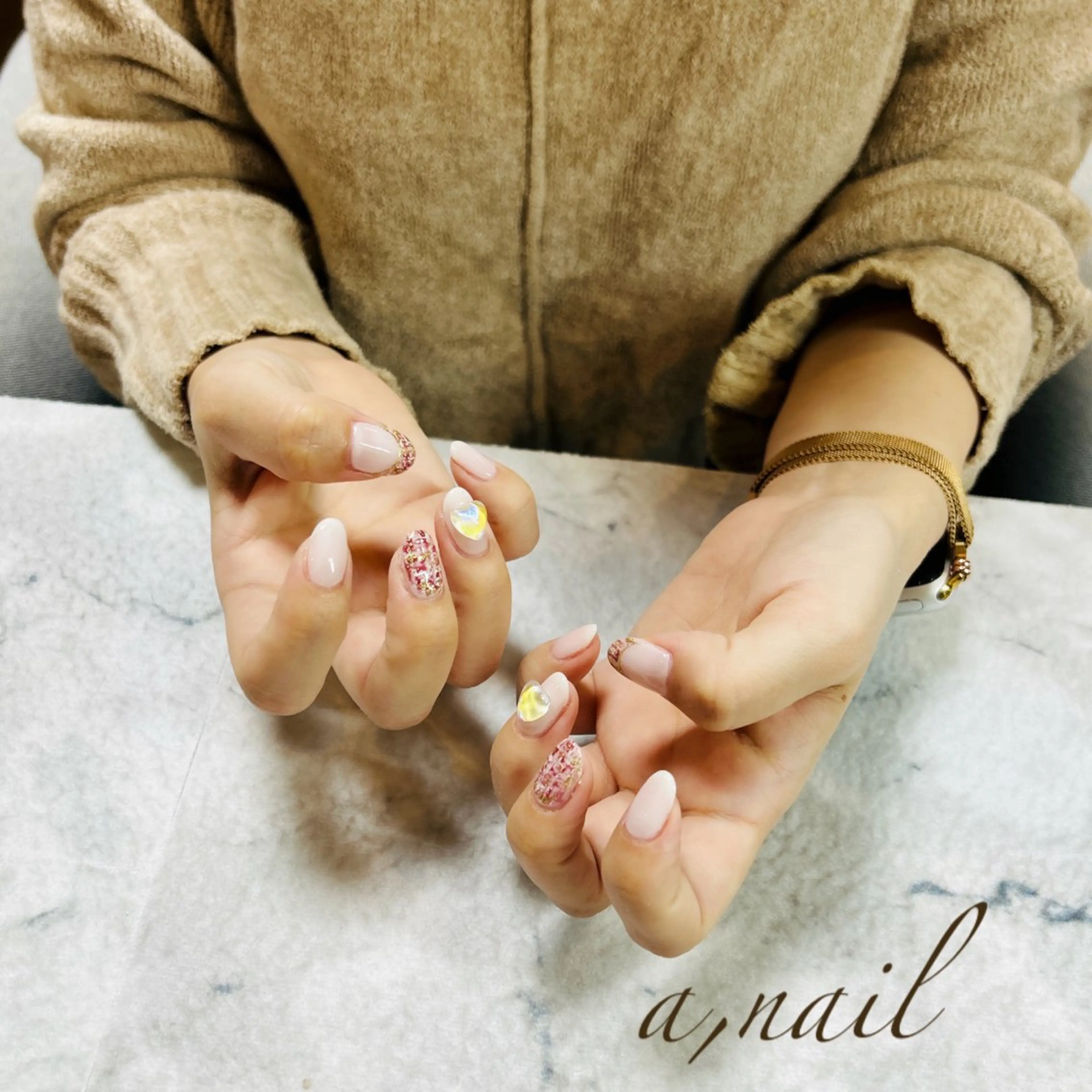 ネイル フットネイル フレンチネイル ジェルネイル グラデーション ハート ハンドネイル ネイルサロン エーネイルのネイルデザイン