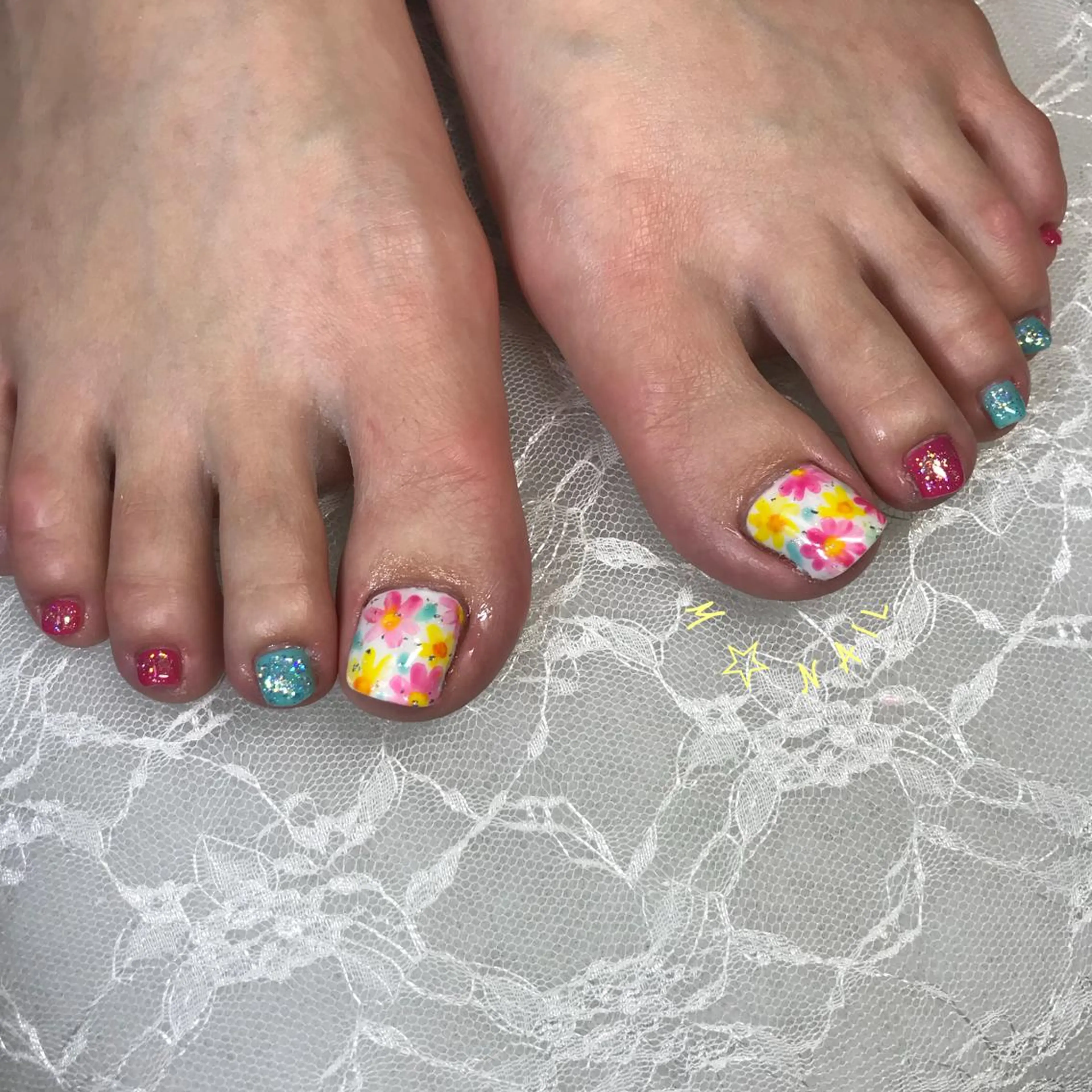 ネイル フラワーネイル フットネイル COCO +のエステ・リラクイメージ