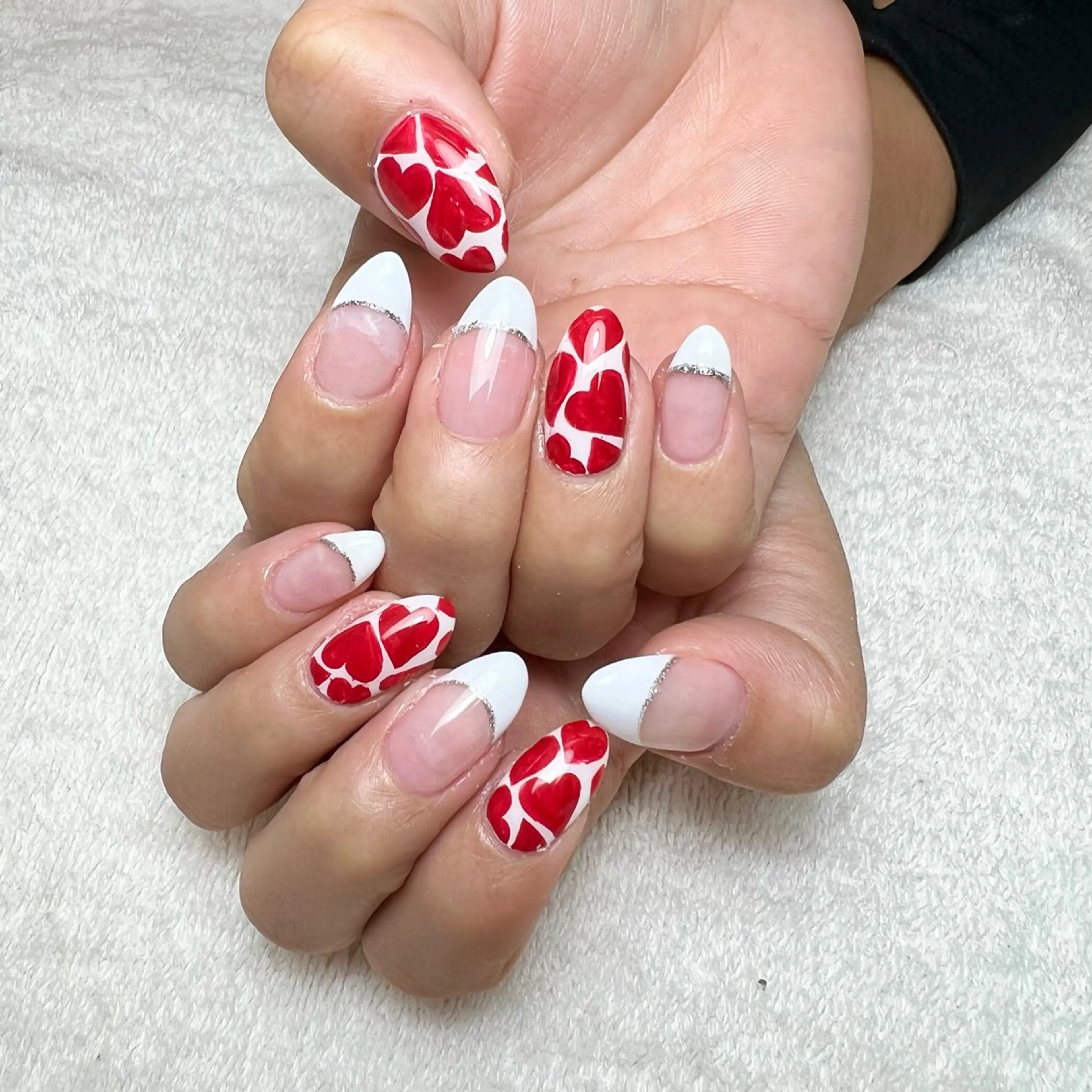 ネイル フレンチネイル ハート ハンドネイル COCO +のエステ・リラクイメージ