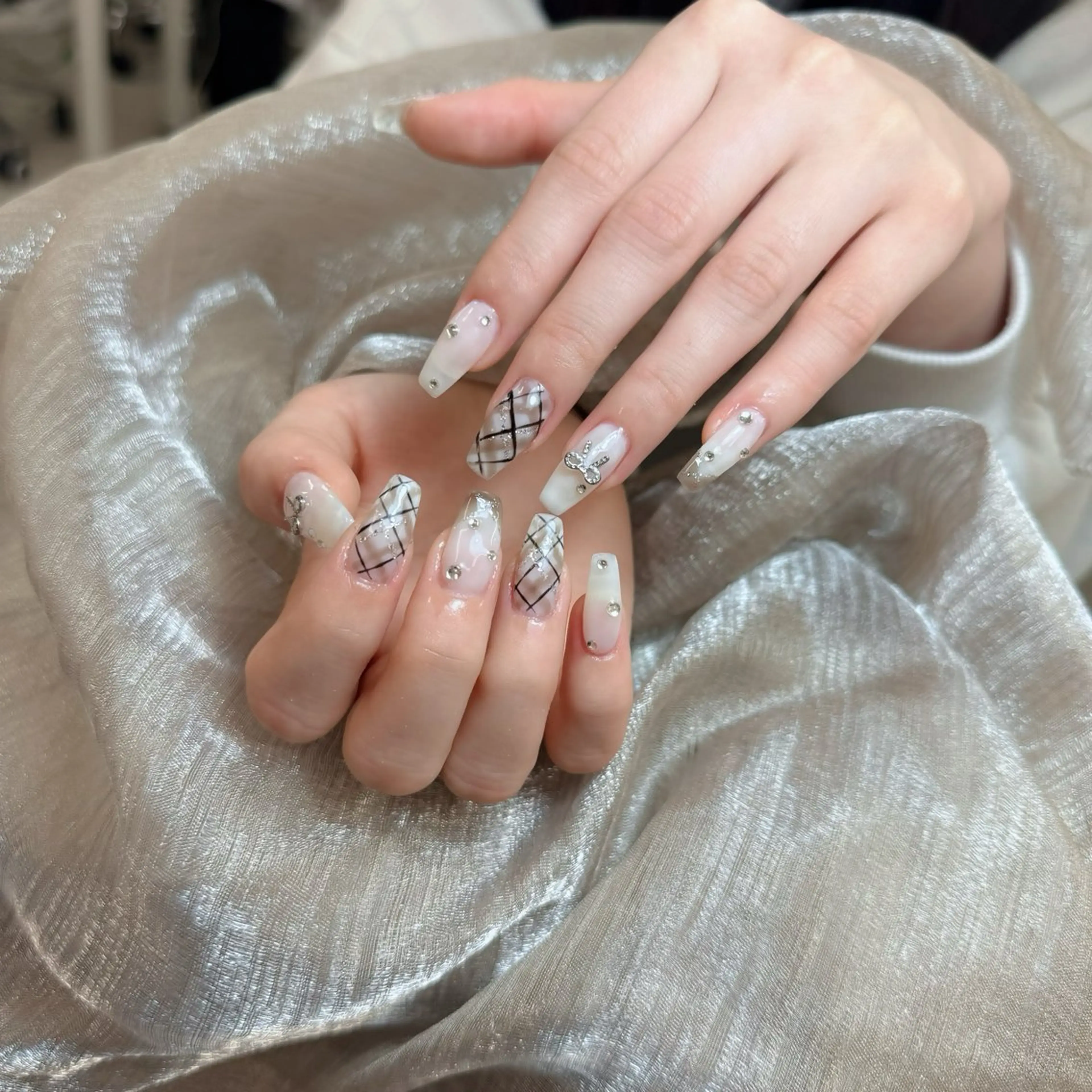 ネイル アートネイル フレンチネイル ジェルネイル 韓国ネイル マグネットネイル Lenie Shinokuboのネイルデザイン