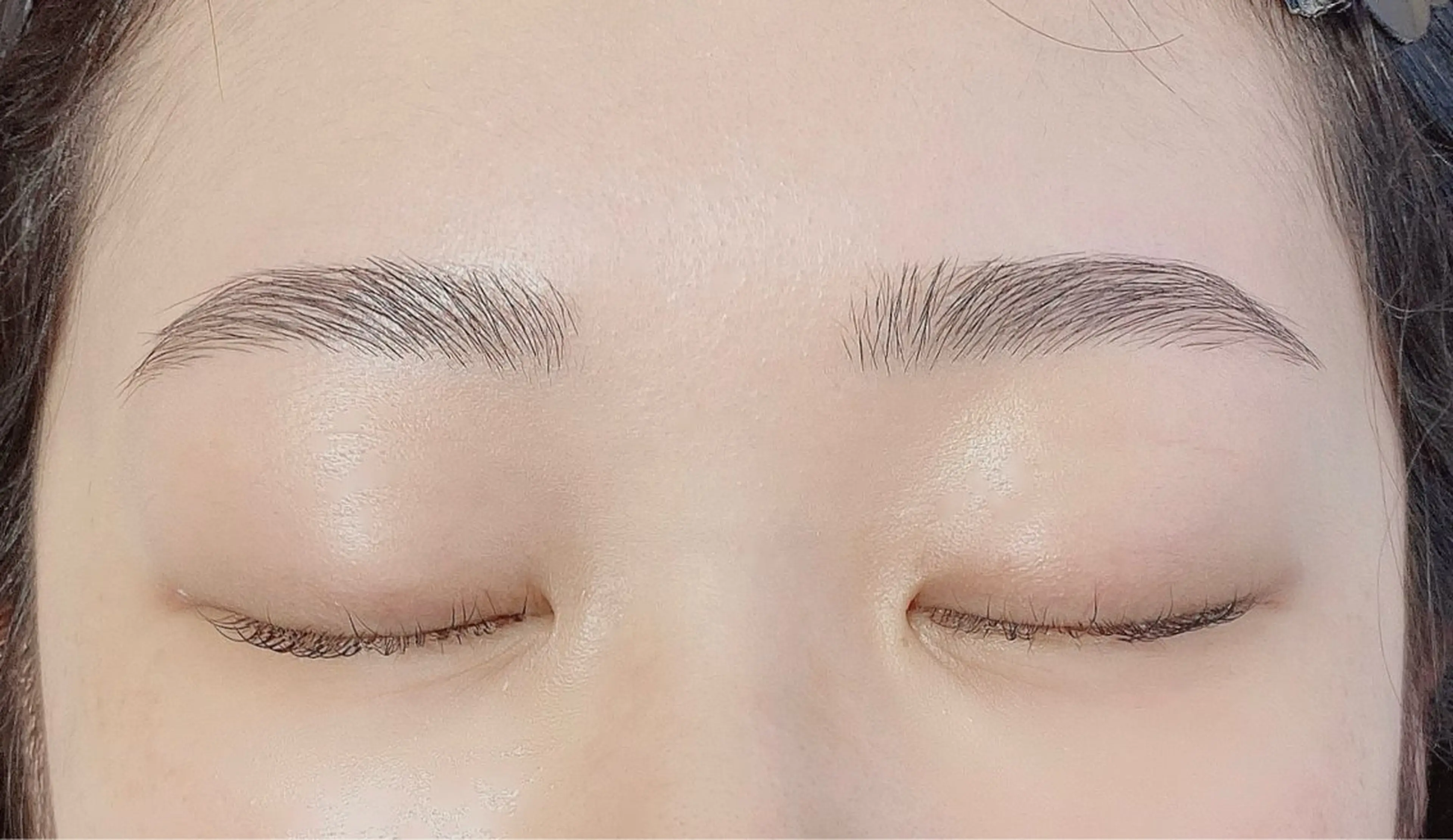 アイブロウ アイブロウリスト AIRIの眉毛・アイブロウイメージ