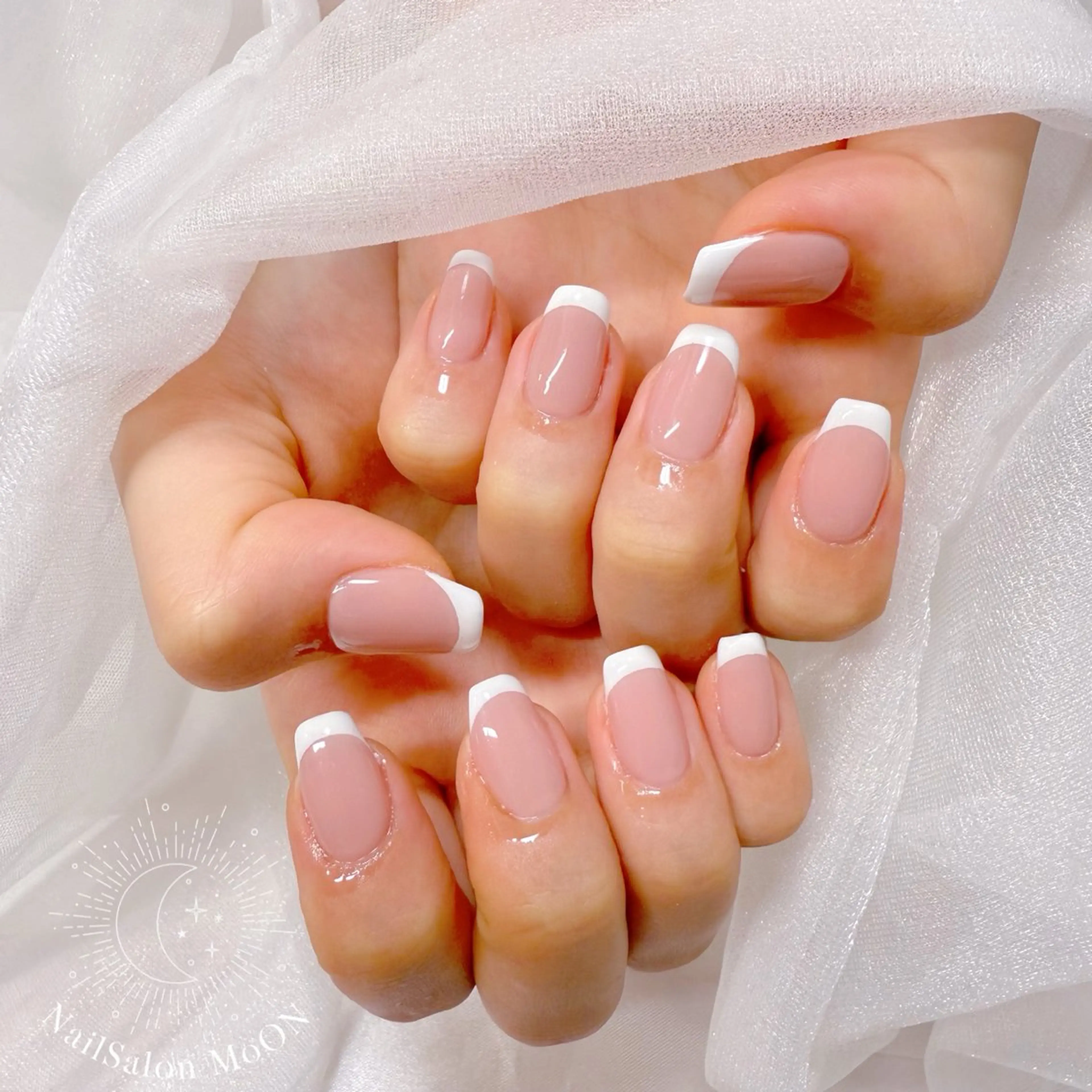 ネイル フレンチネイル ハンドネイル ハンドケア MoON...❤︎ MeGuのネイルデザイン