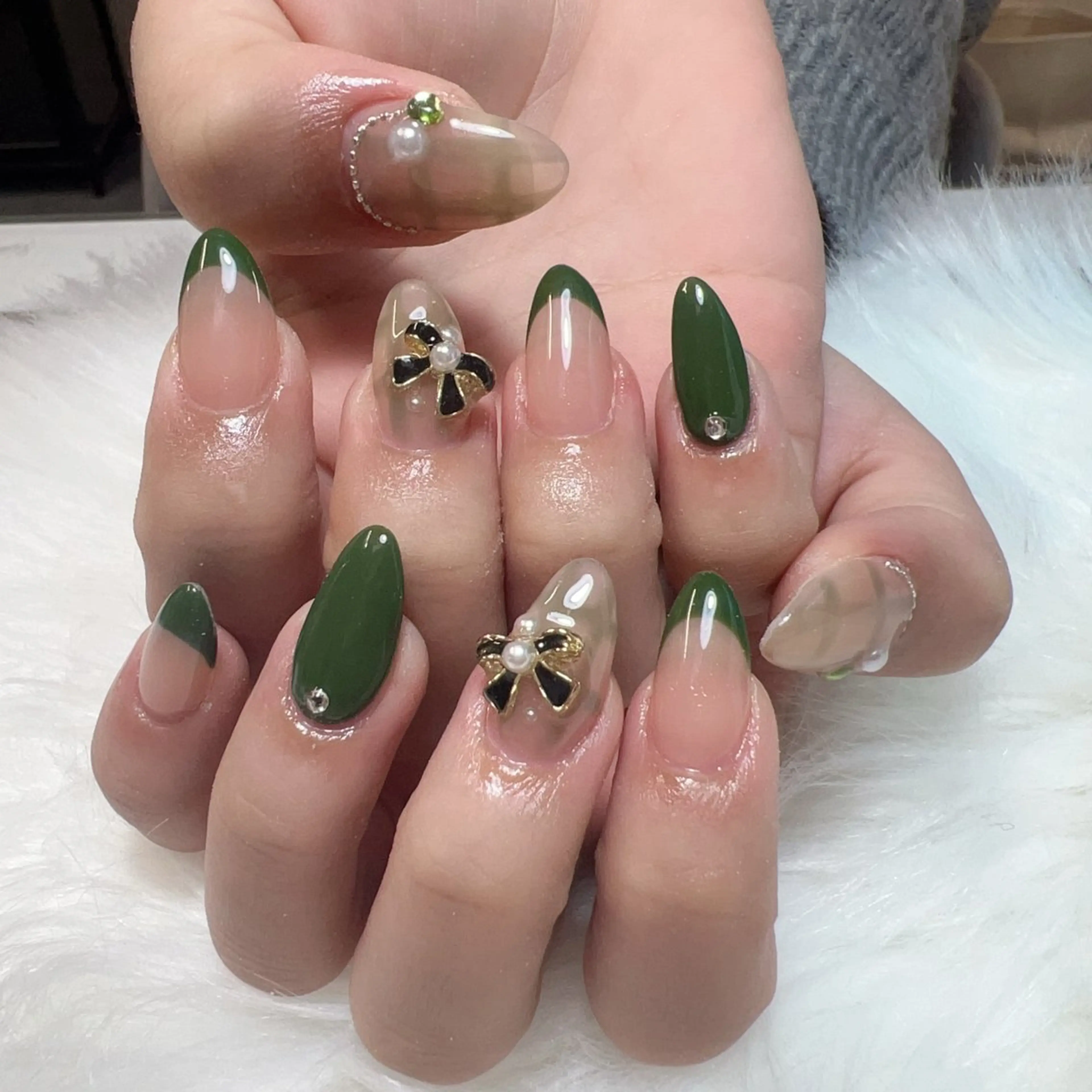 ネイル ハンドネイル 🎀nana🫧 ワンホンネイル🎀のネイルデザイン