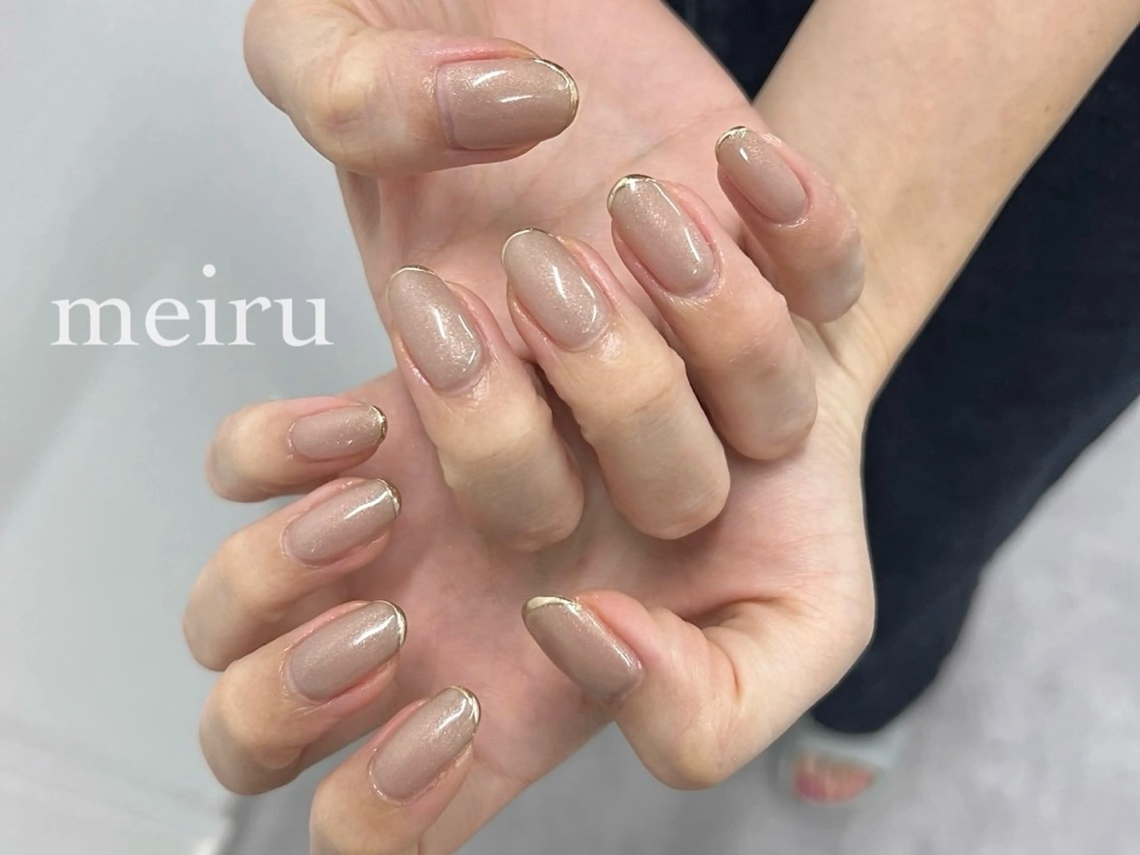 ネイル ラメ(グリッター) ミラーネイル ワンカラーネイル シンプルネイル 🤍meiru 🤍ネイリストのネイルデザイン