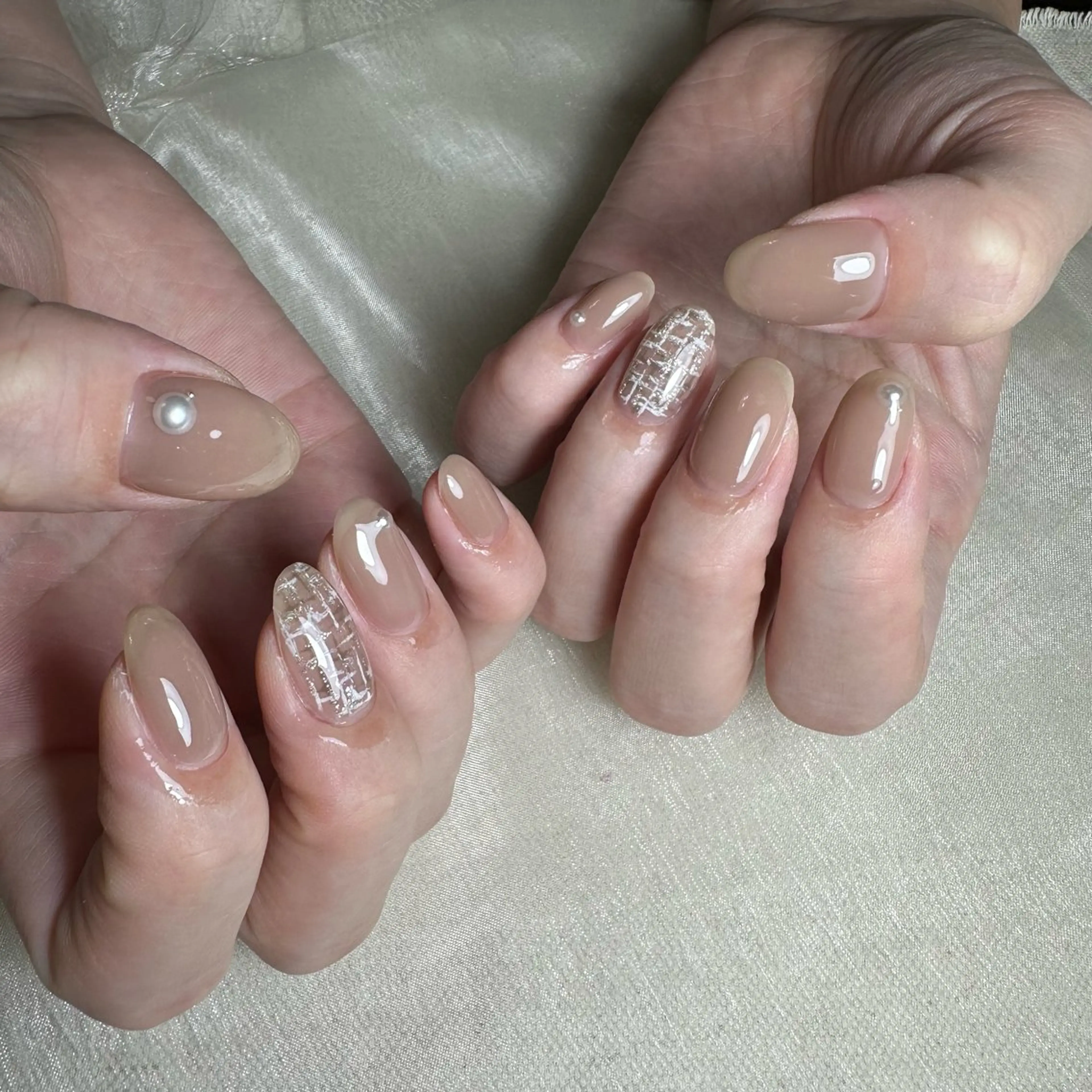 ネイル シンプルネイル ツイードネイル 里見 麗のネイルデザイン