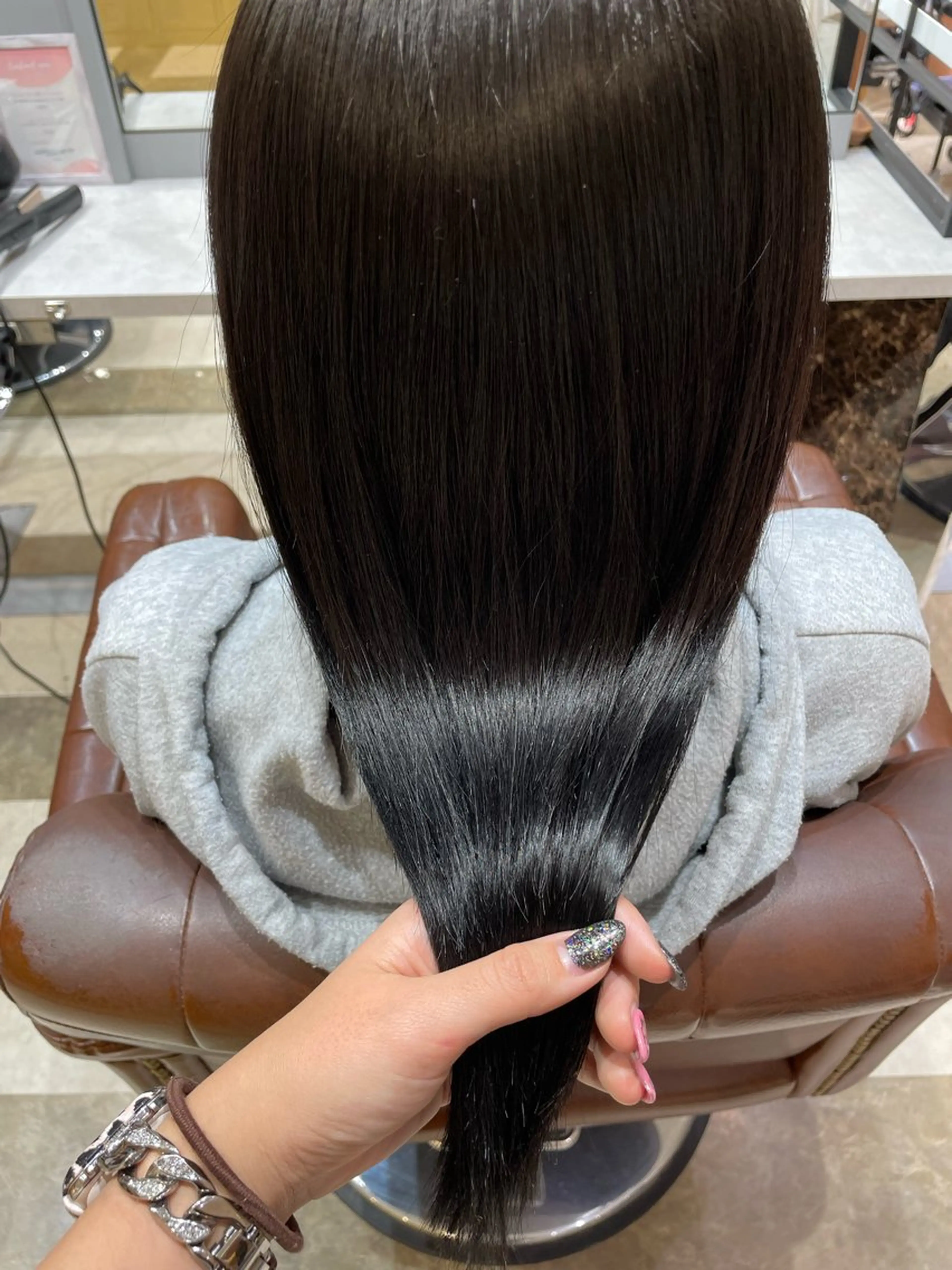 セミロング 🧸顔周りカット /透明感🎀のヘアスタイル