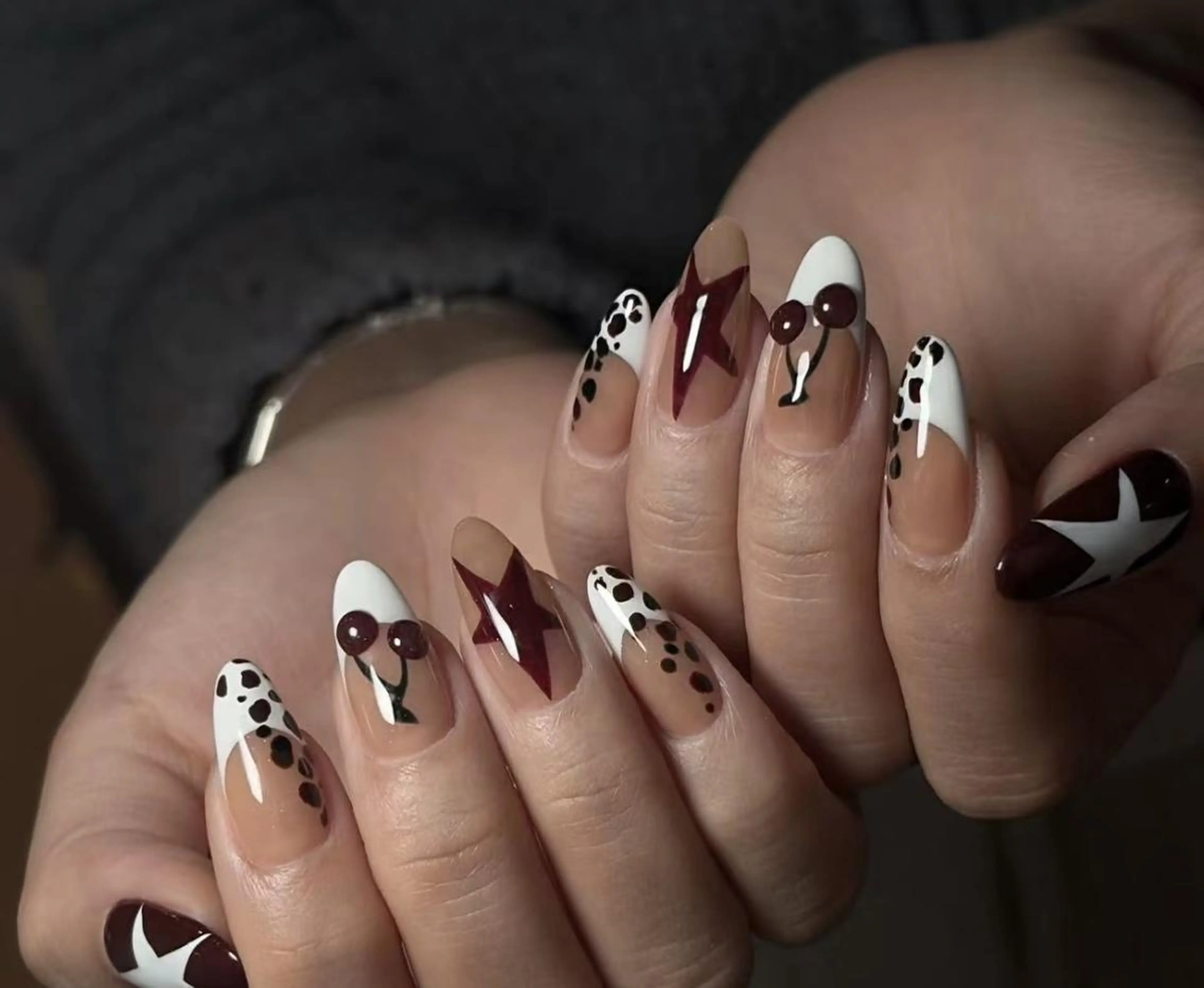 ネイル ハンドネイル 🎀 KiKi_nailのネイルデザイン