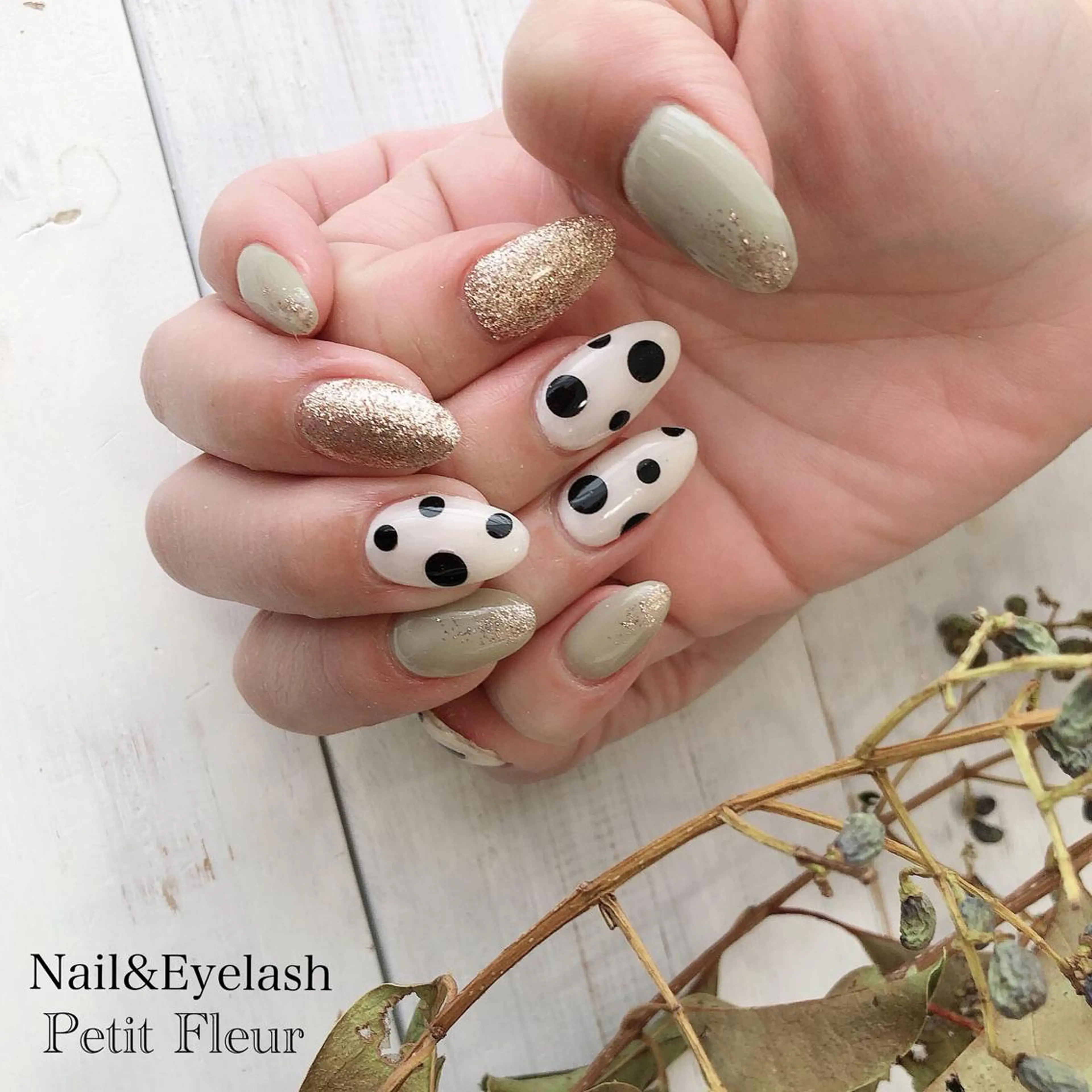 ネイル 青柳 亜梨奈のマツエク・マツパデザイン