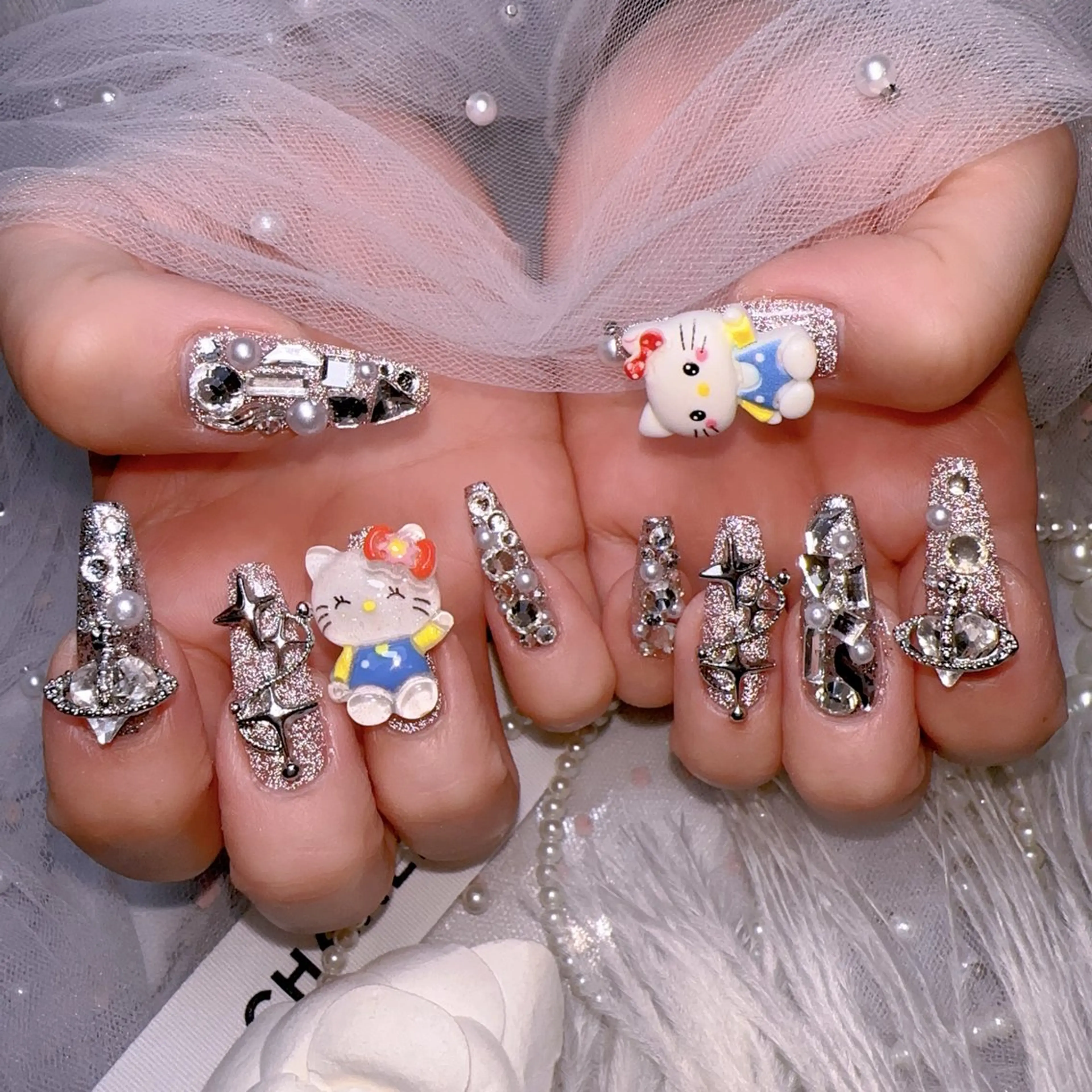 ネイル オーロラネイル フットネイル 韓国ネイル ラメ(グリッター) ラメグラデーション ハンドネイル Belle nail salon 新小岩のネイルデザイン