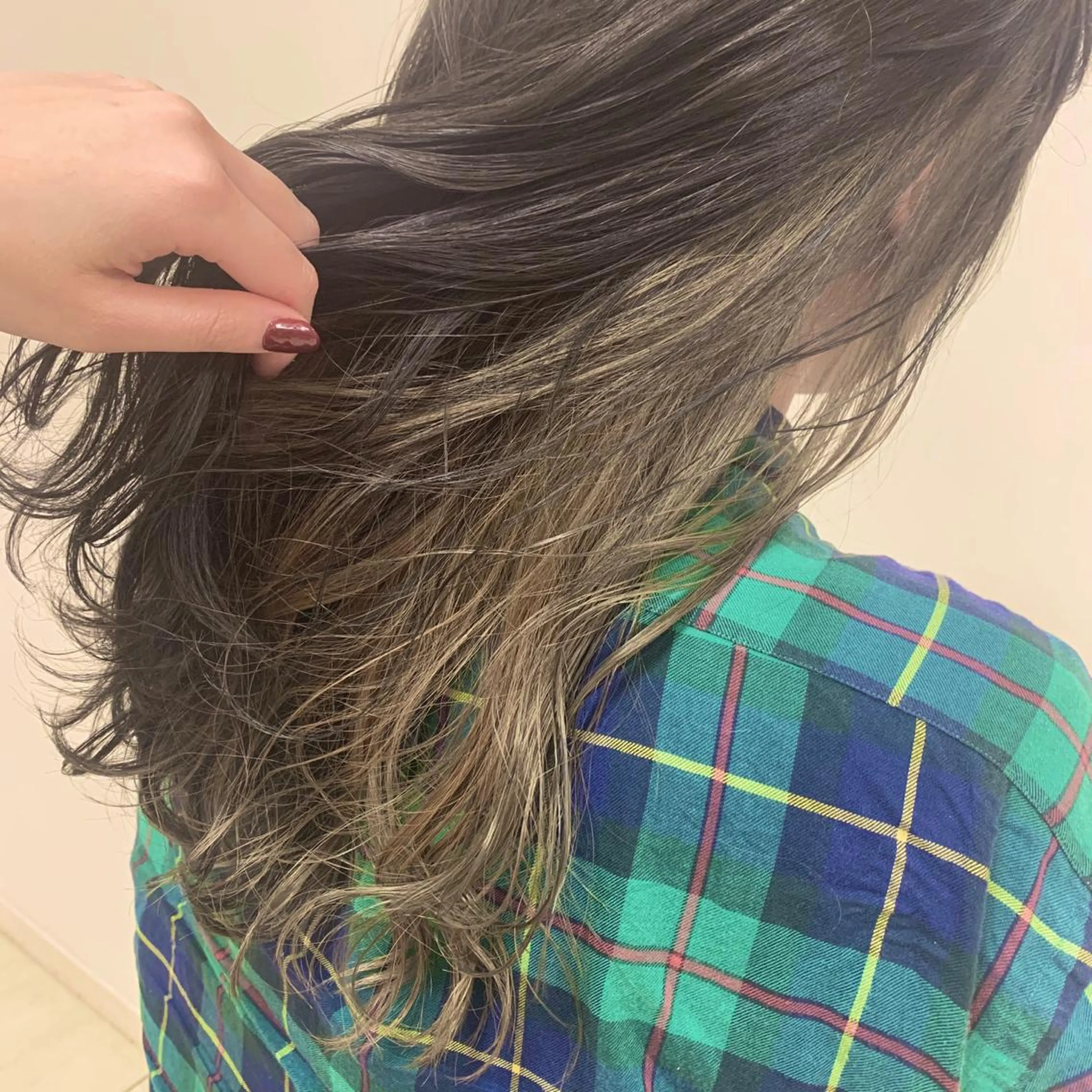 ロング カラー ヘアアレンジ ヘアカラー トリートメント 【Sweep】おじま のぞみのヘアスタイル