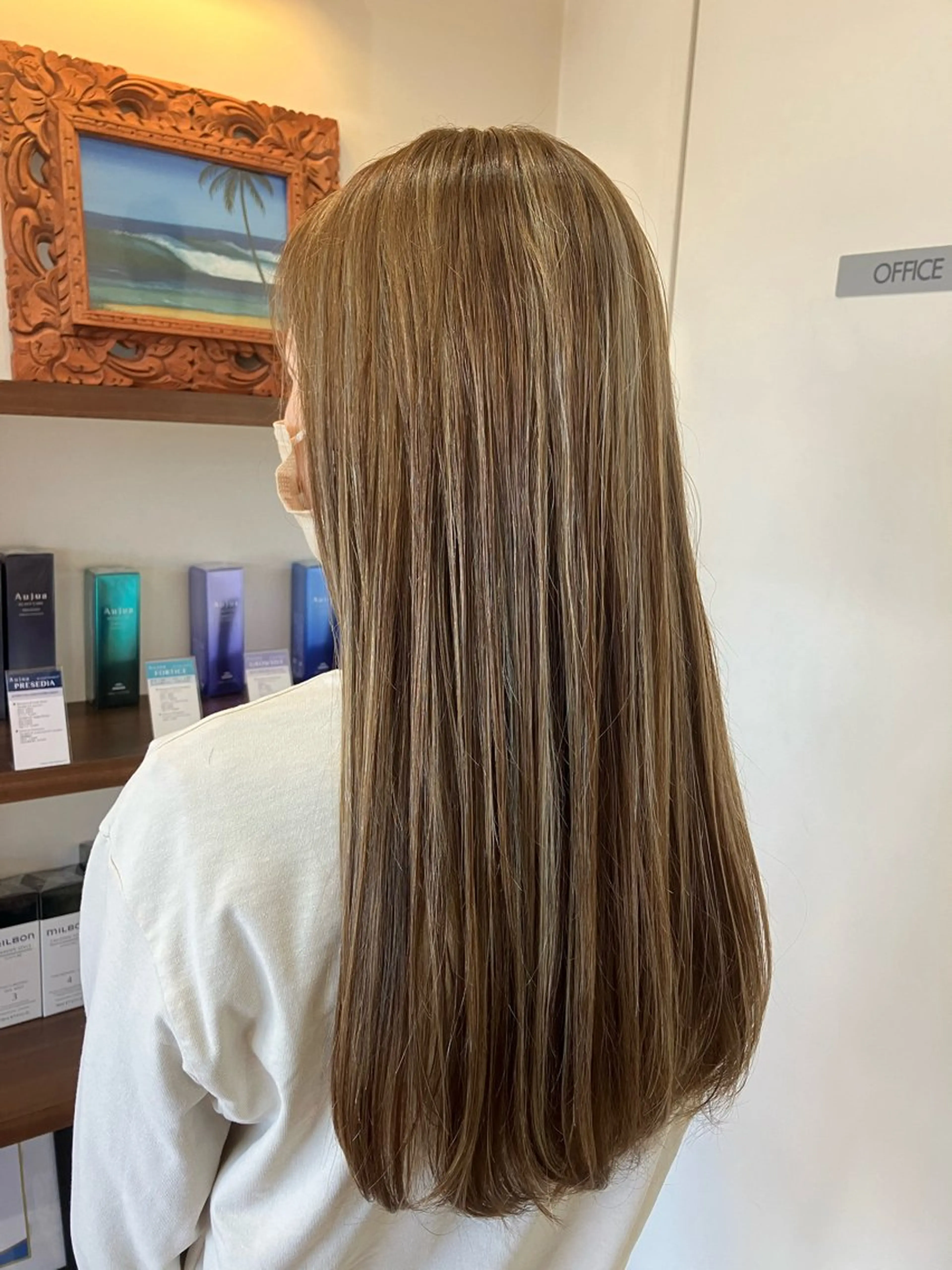 カラー 平川 かなこのヘアスタイル