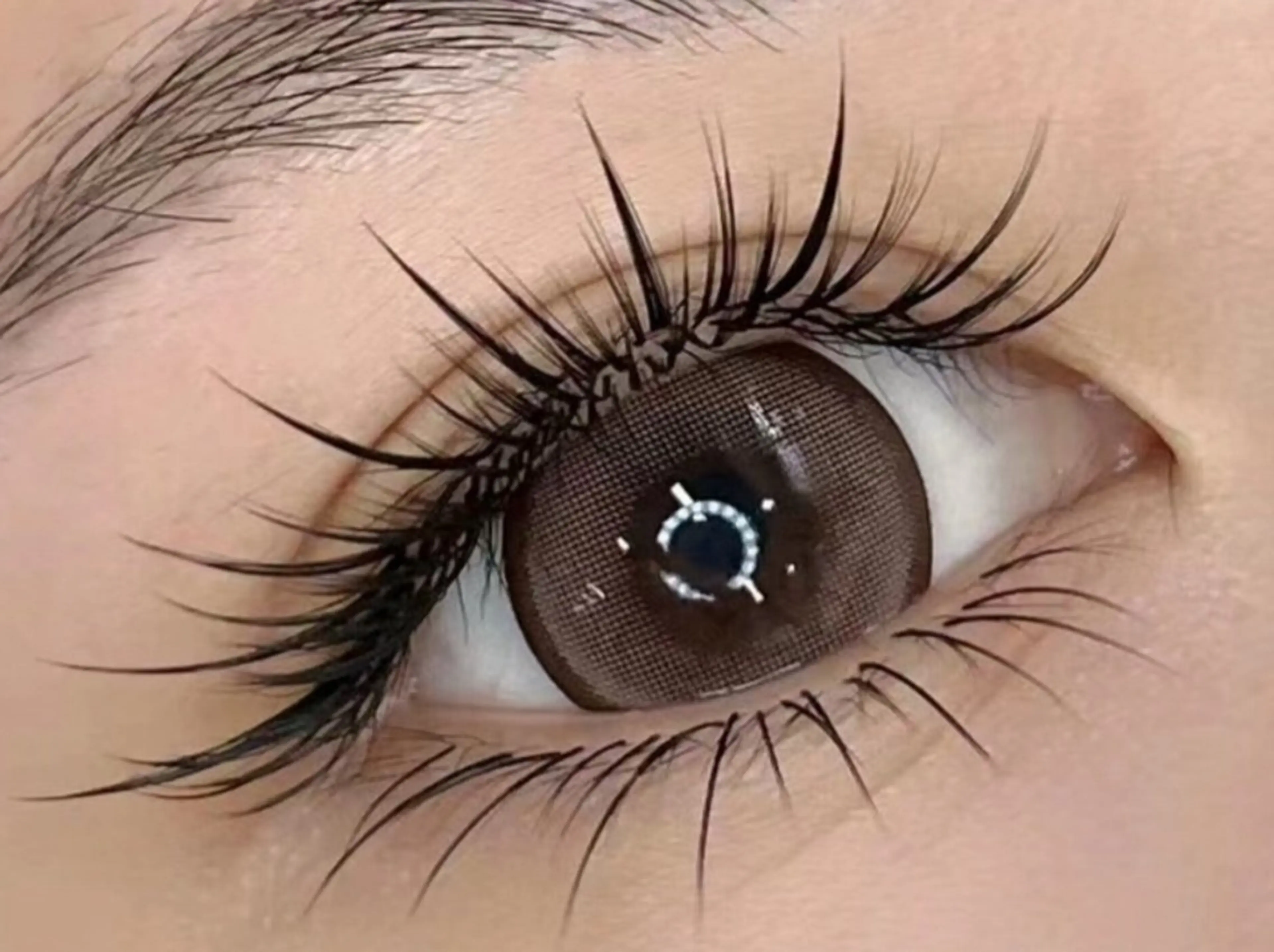 マツエク・マツパ アイラッシュサロン デジール所属・シン リンのエステ・リラクイメージ