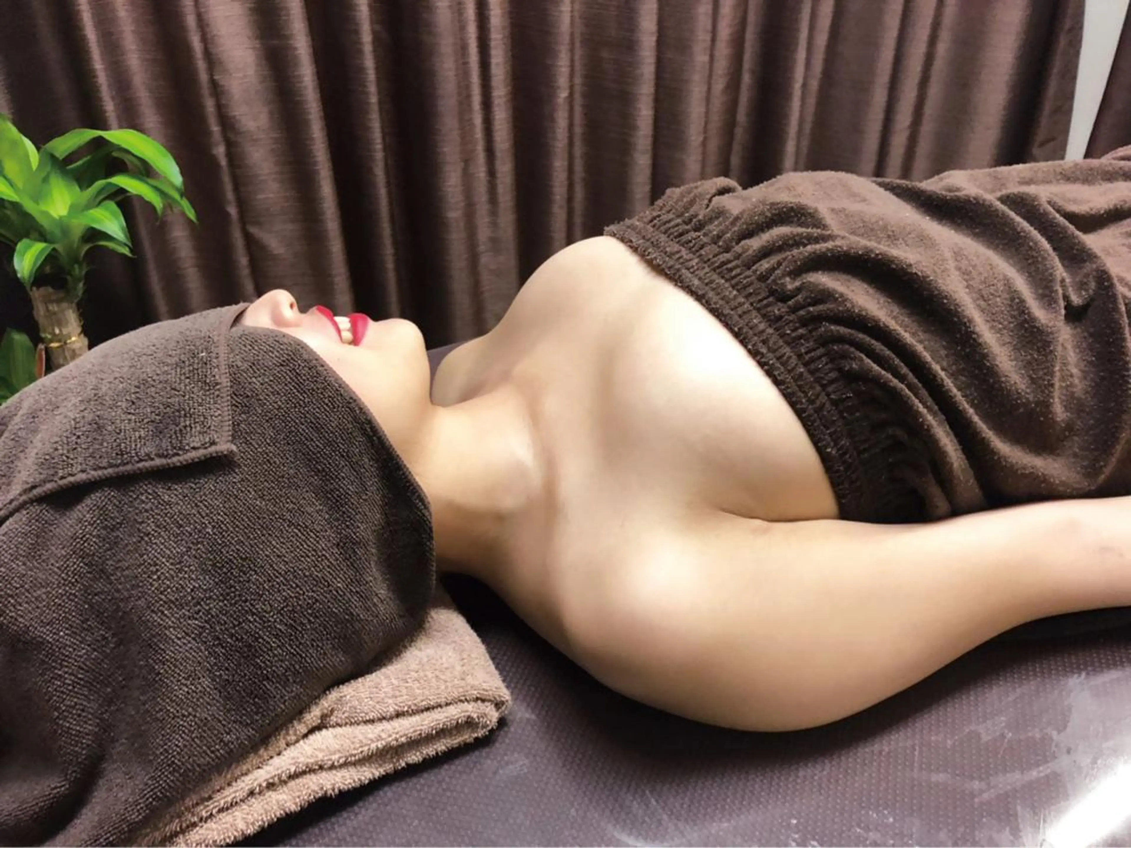 【人気No.2】《二の腕・脇肉も同時に撃退》Rococoバストメソッドの写真