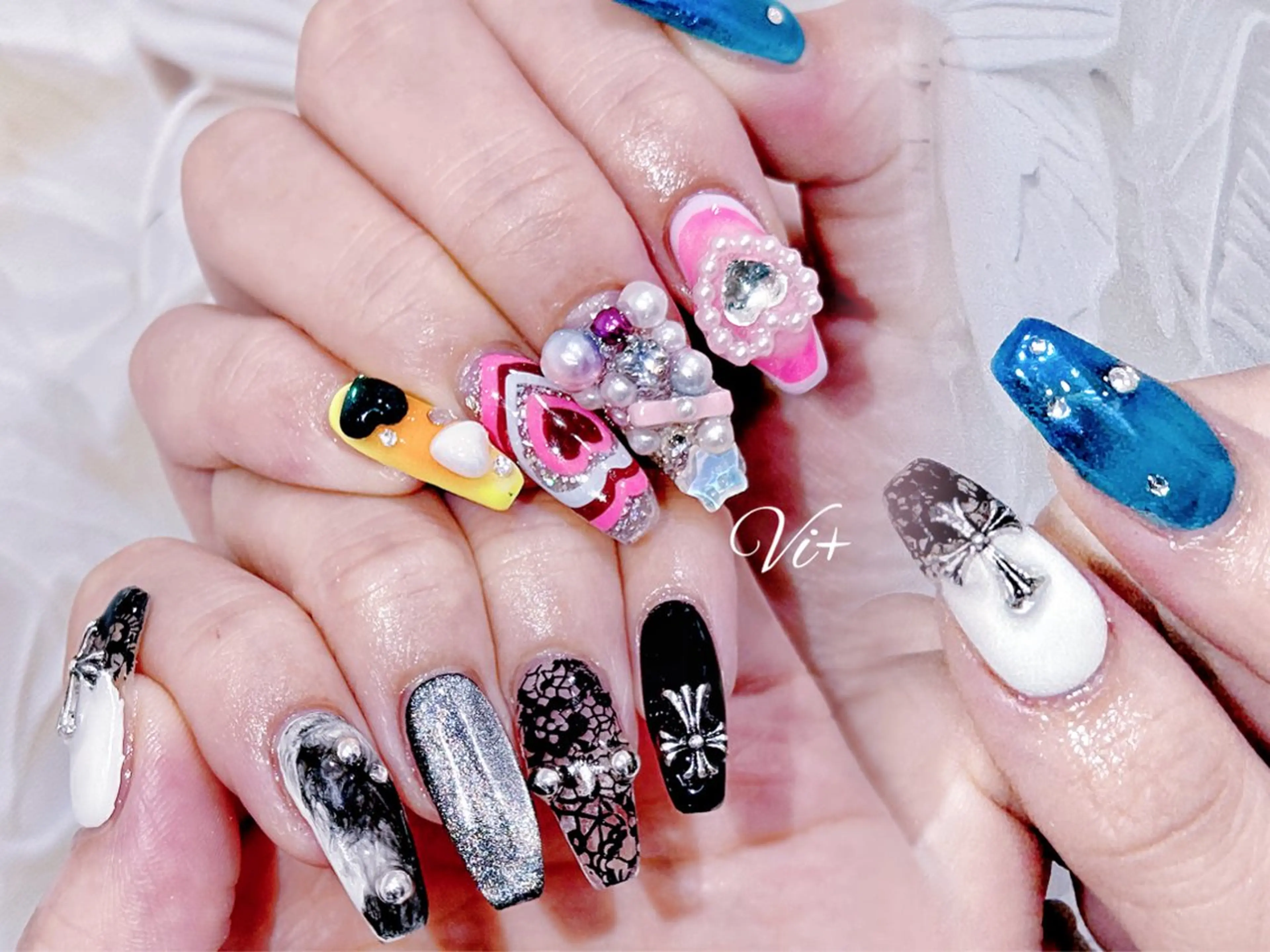 ネイル ハンドネイル ✨Nailsalon Vi+✨のネイルデザイン