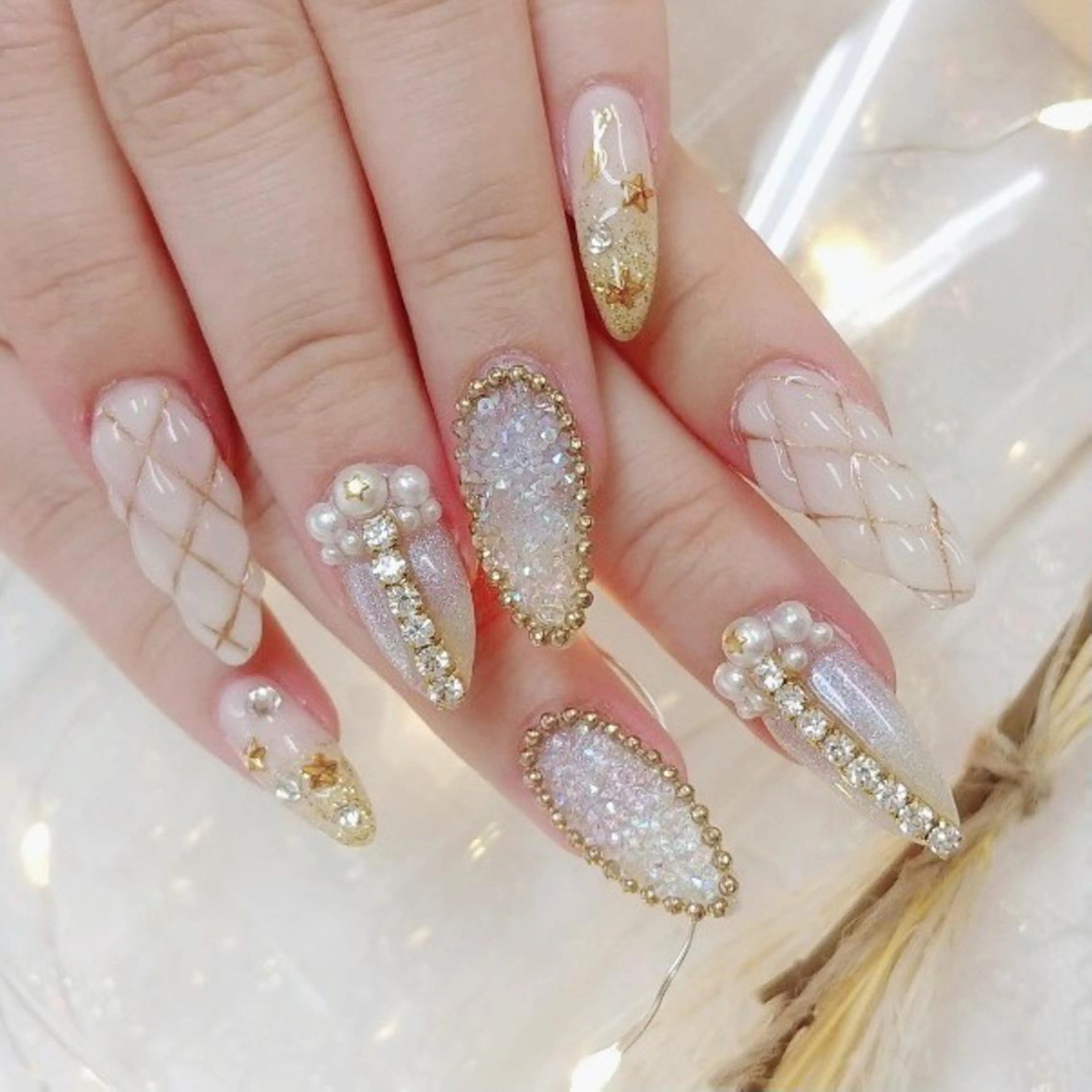 ネイル ジェルネイル ホワイト Nail lieNのネイルデザイン