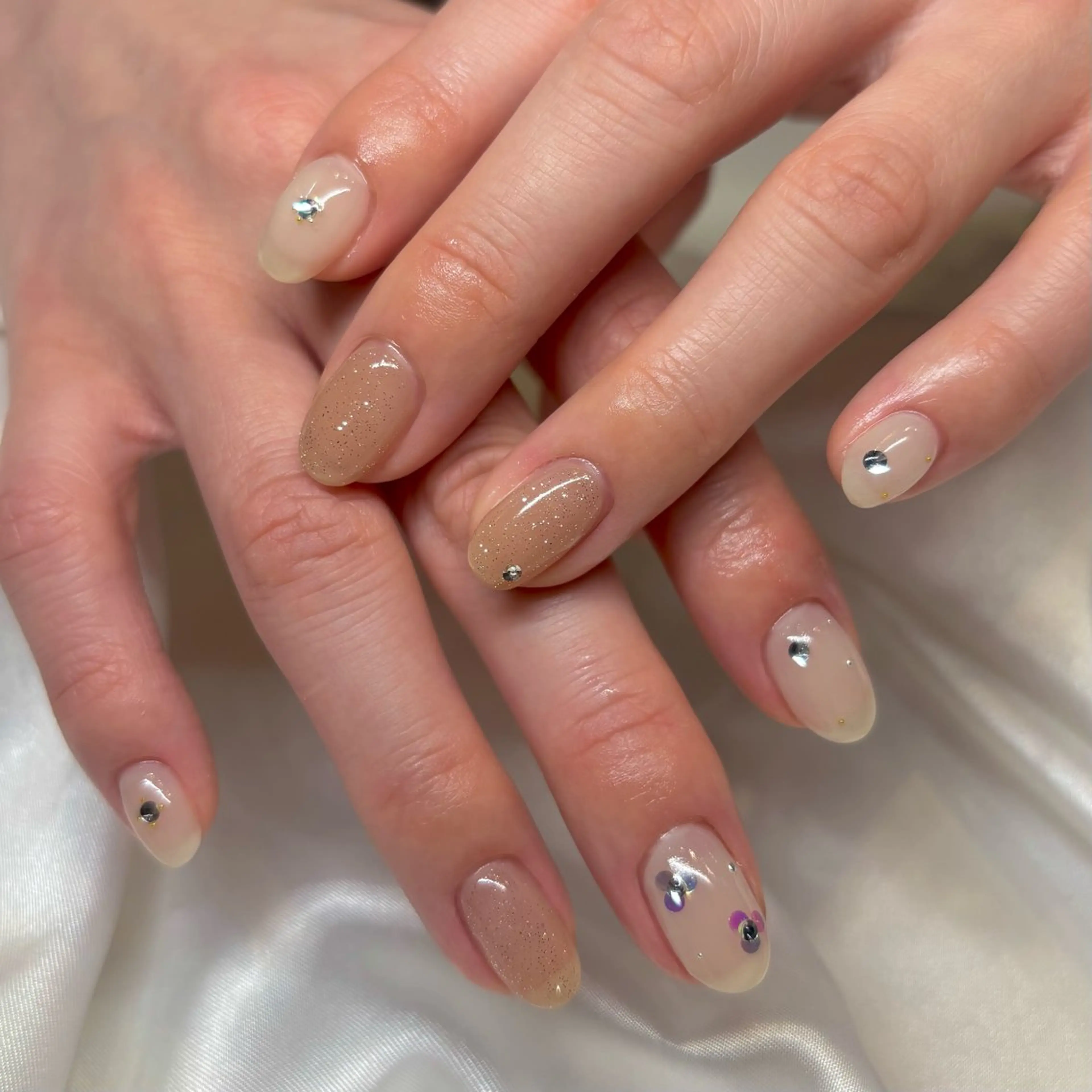 ネイル ハンドネイル ハンドケア attra 菅野のネイルデザイン