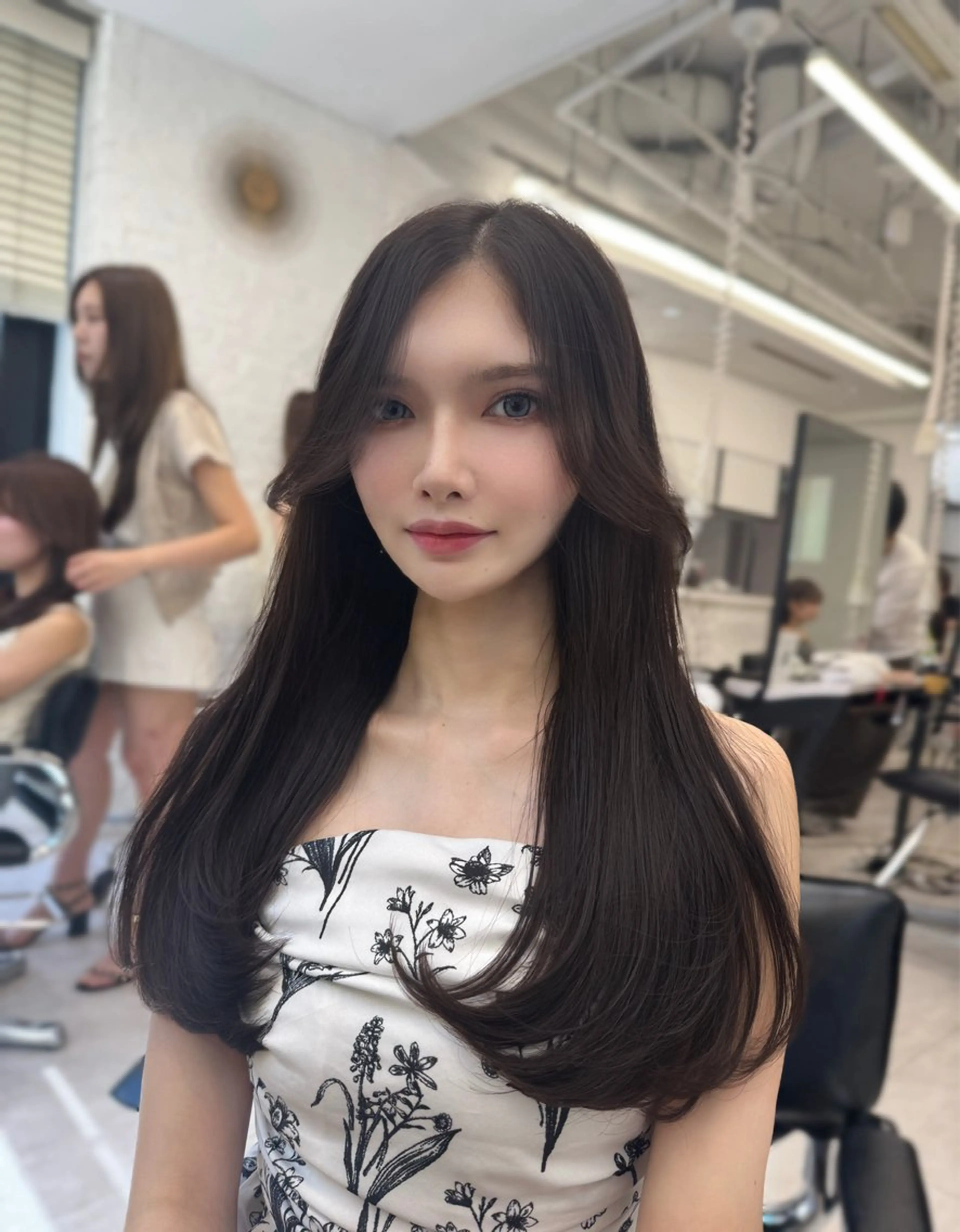 ロング カラー カット ヘアカラー 高島大登/顔周り /レイヤーカットのヘアスタイル