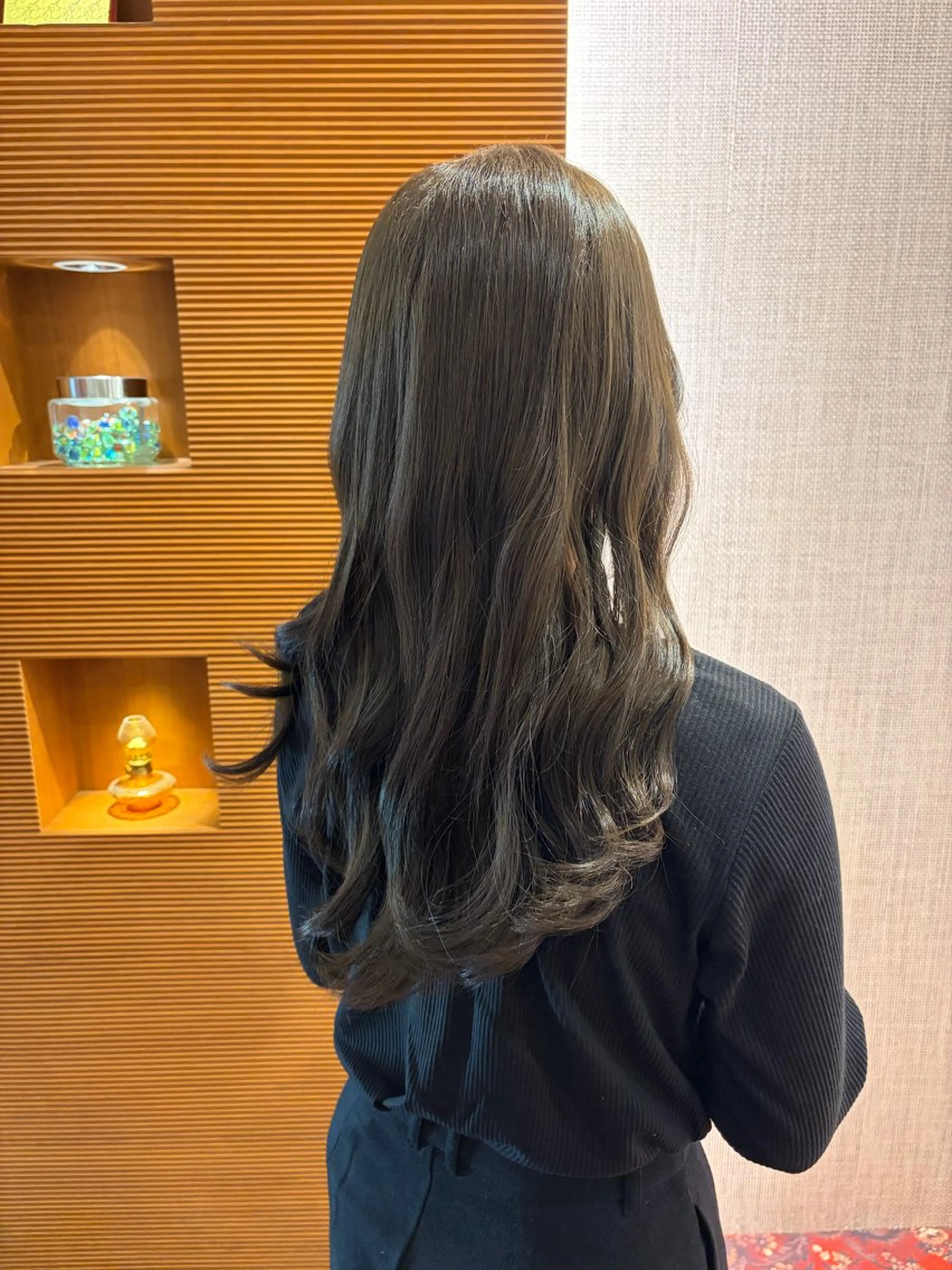 ロング カラー ブラウンカラー オリーブブラウン 宮嶋 果鈴のヘアスタイル