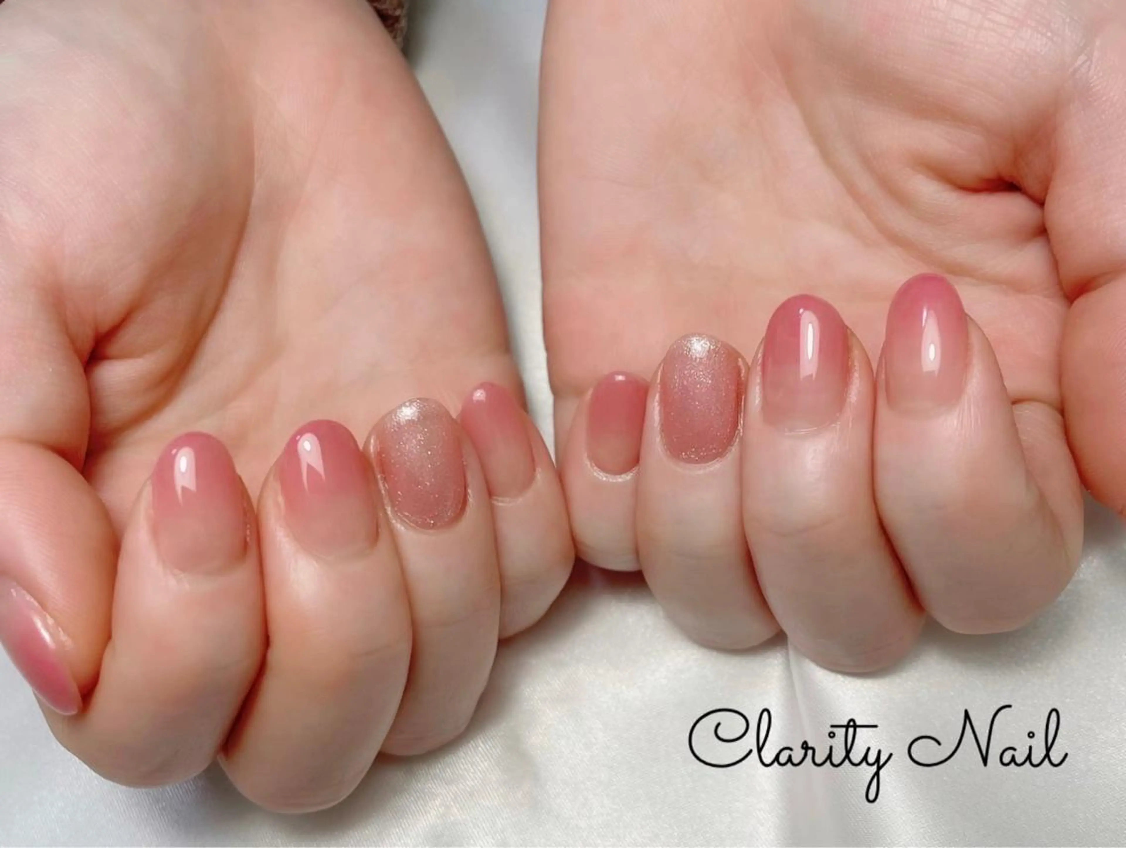 ネイル グラデーション ハンドネイル Clarity Nailのネイルデザイン