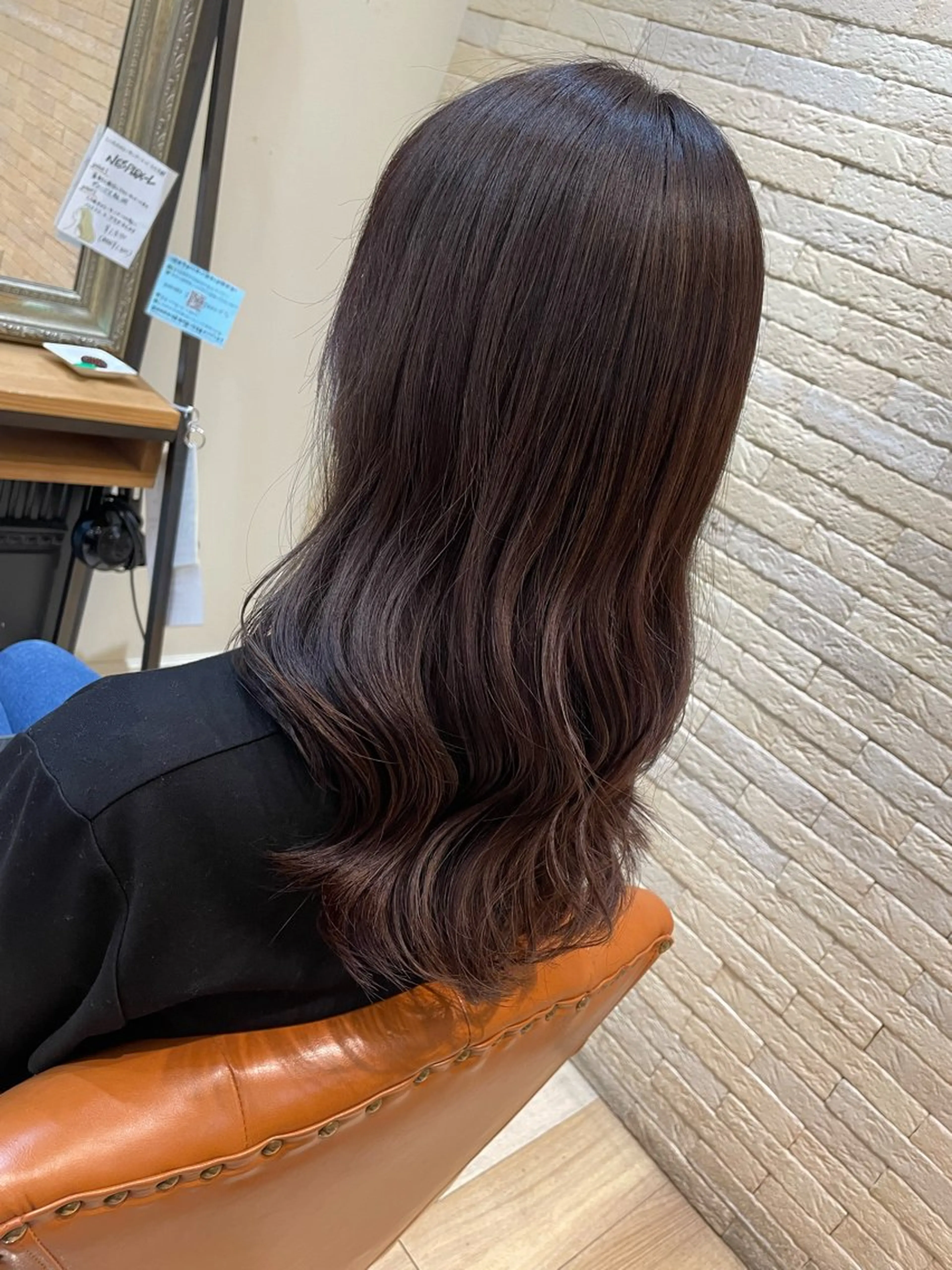 カラー ヘアカラー トリートメント しおり🍬 KOKORO🤍のヘアスタイル