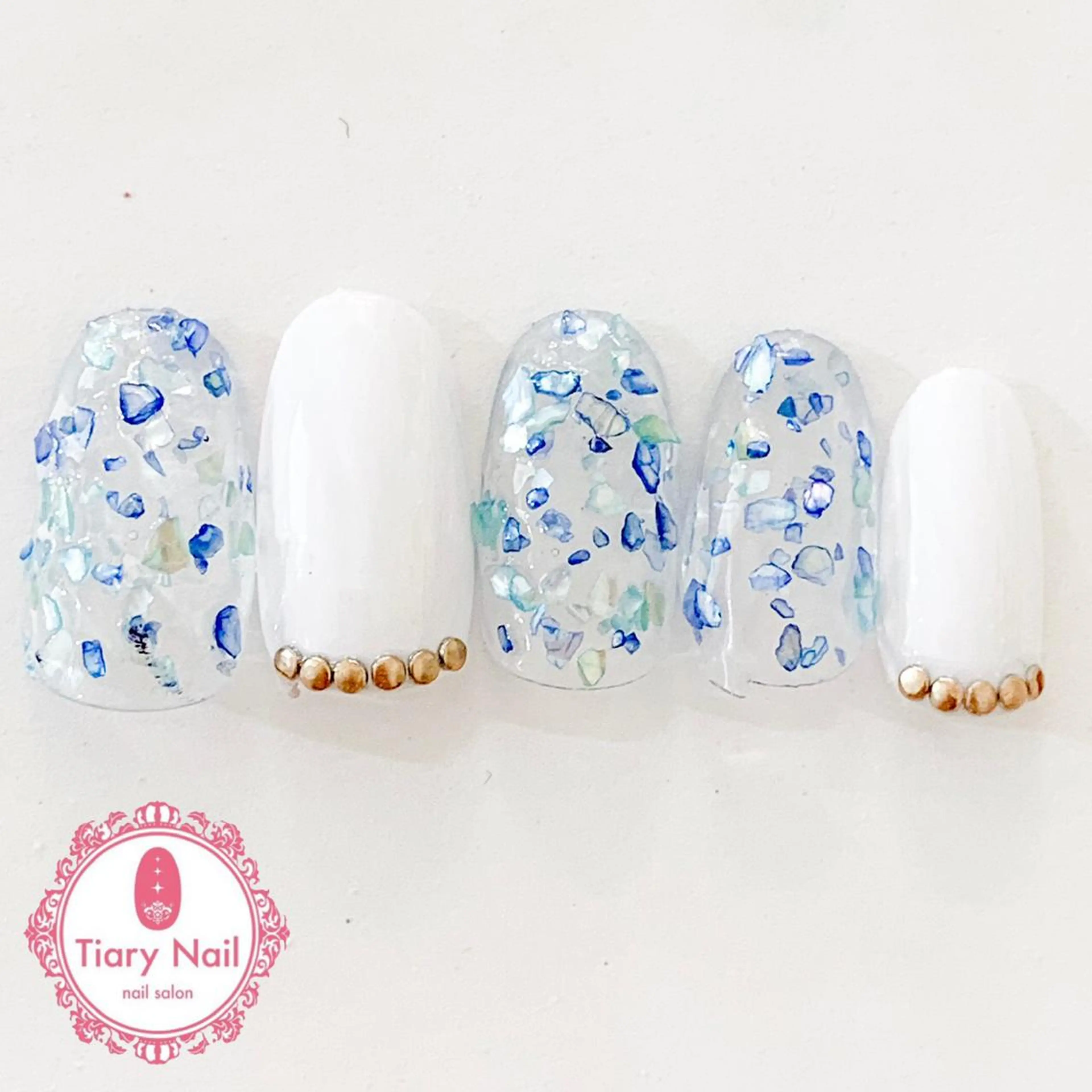 ネイル tiarynail K K🐼のネイルデザイン