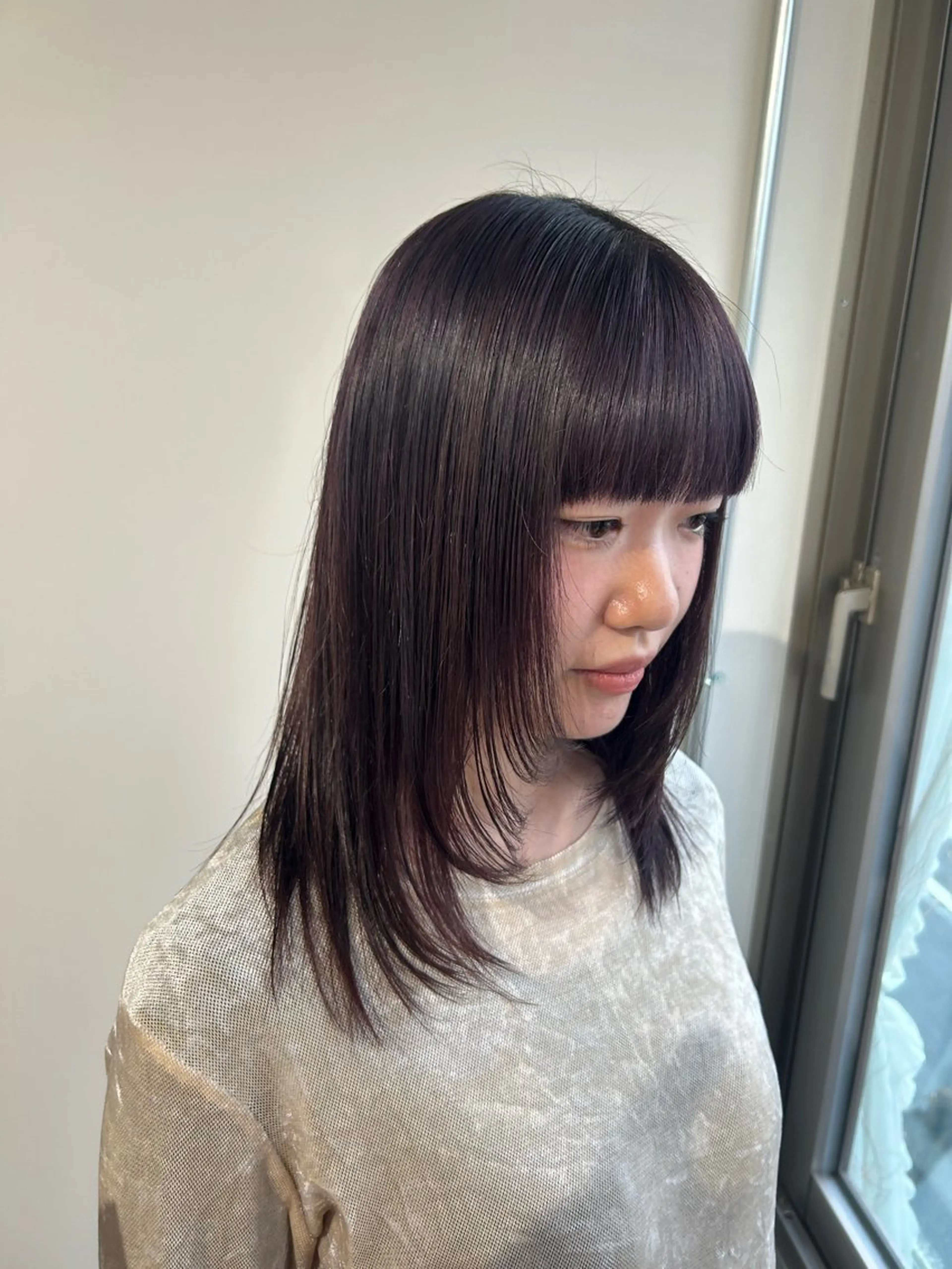 ミディアム カラー ラベンダーカラー ワイドバング ヘアカラー トリートメント ベージュ/ダブルカラ ー/新潟駅/青柳萌果のヘアスタイル