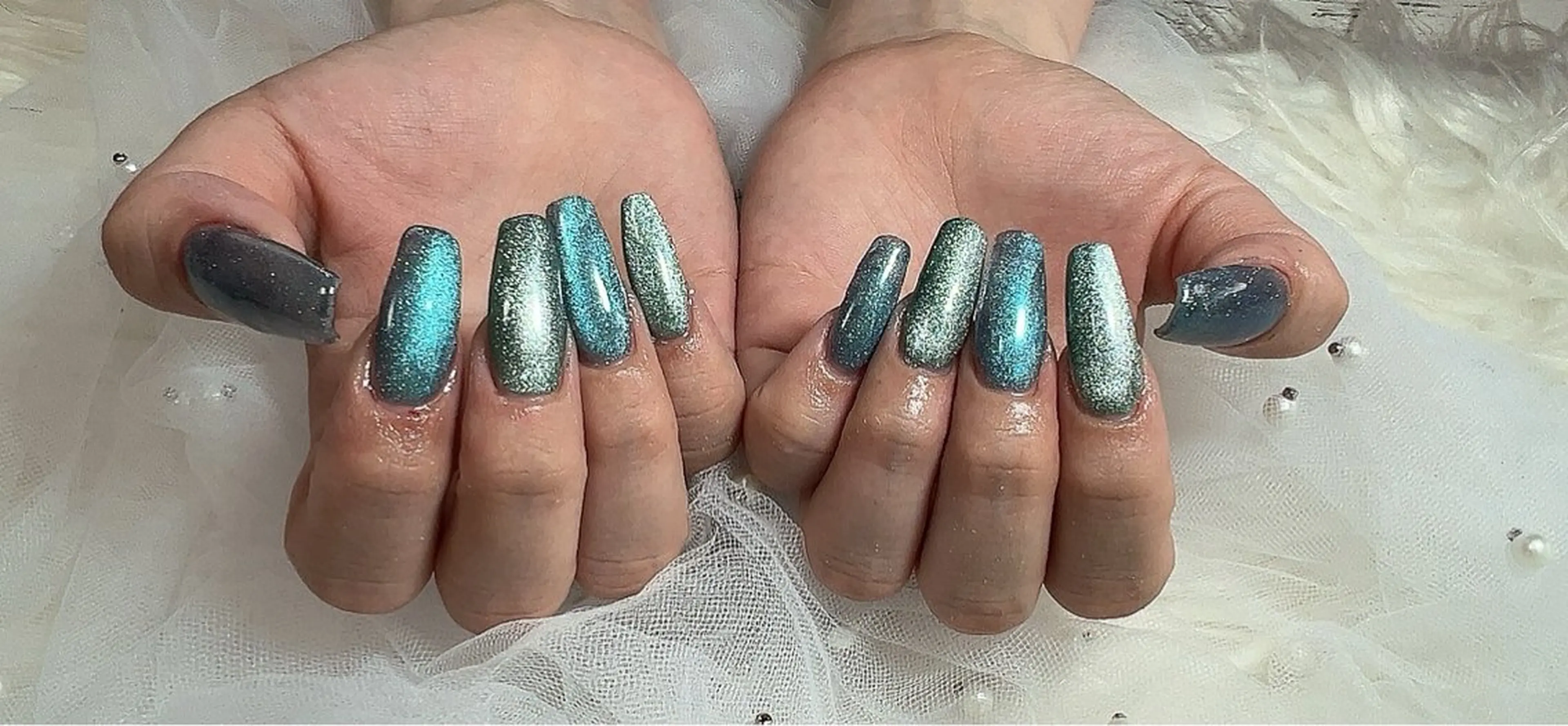 ネイル マグネットネイル ハンドネイル Ruana Nailのネイルデザイン