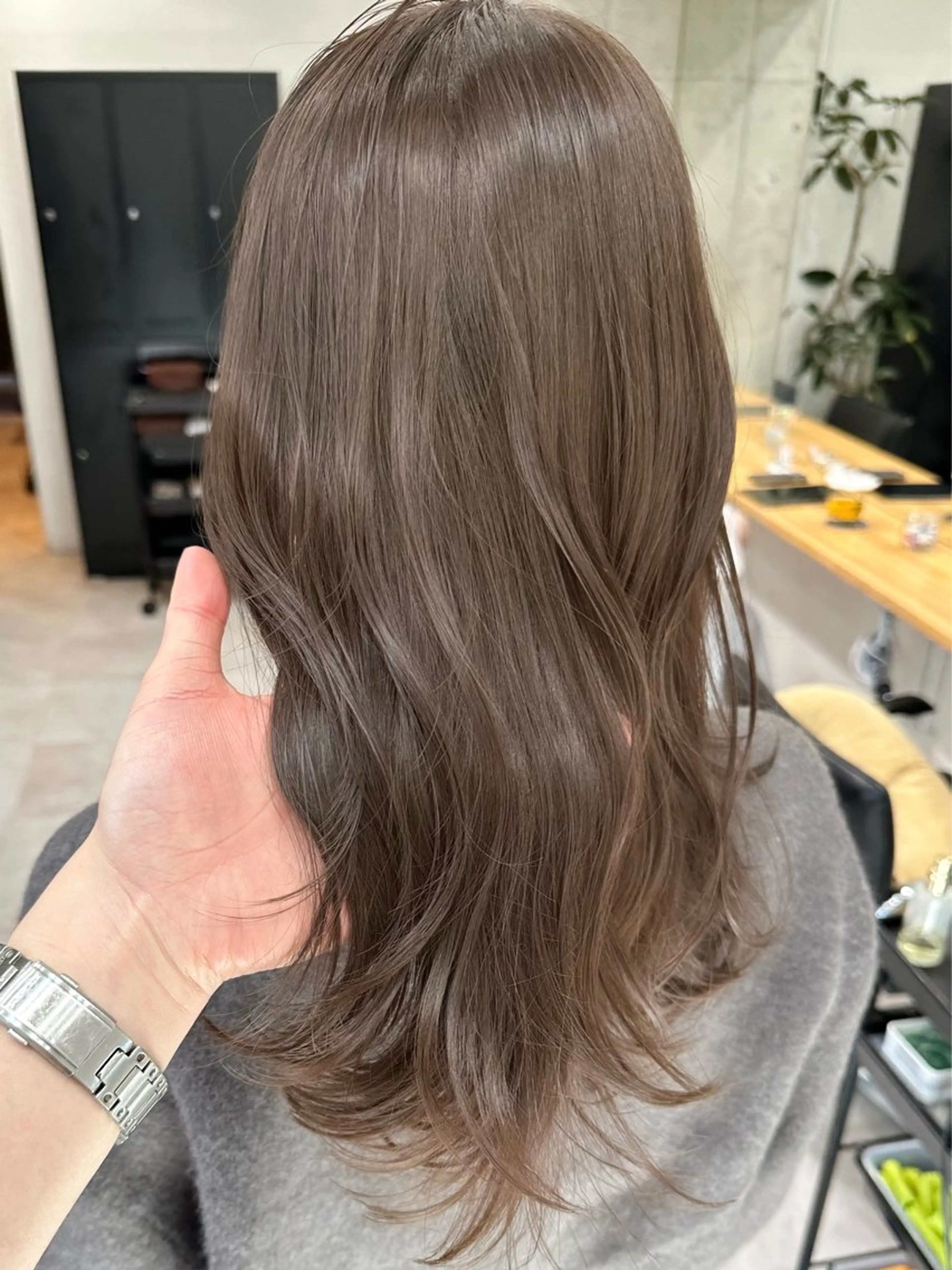 ミディアム カット ヘアカラー トリートメント ✨透明感カラー/縮毛 恵比寿HAYATO✨のヘアスタイル